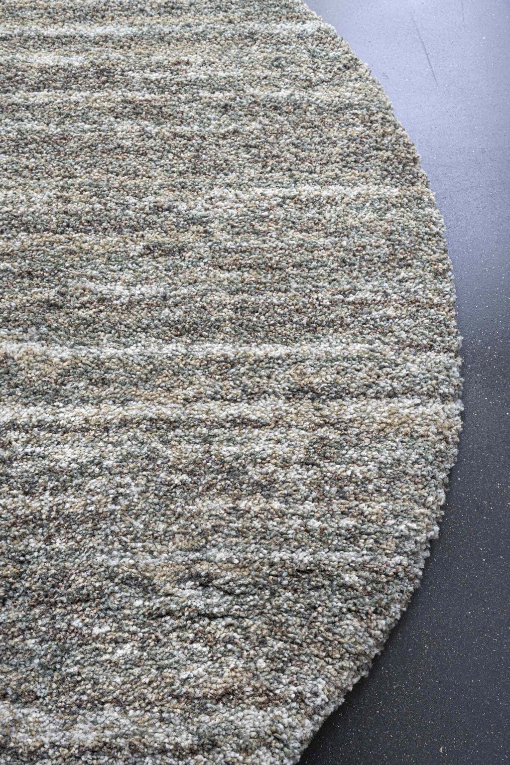 Mehari Heathered Plain Green Rug