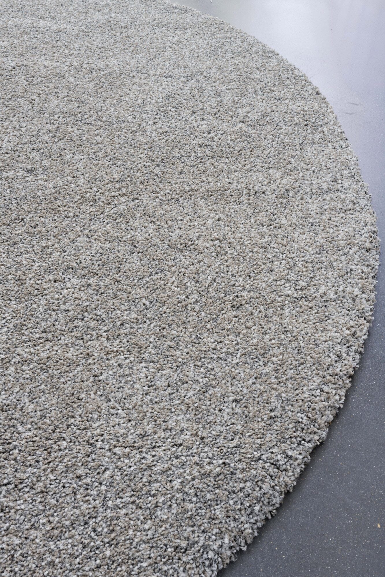 Mehari Mottled Plain Dk. Grey Rug