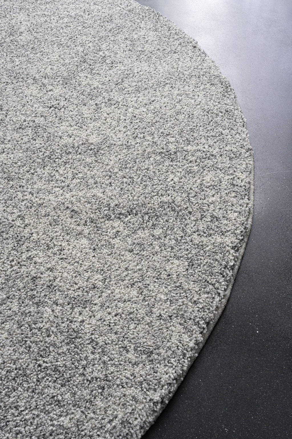 Mehari Mottled Plain Cream Rug