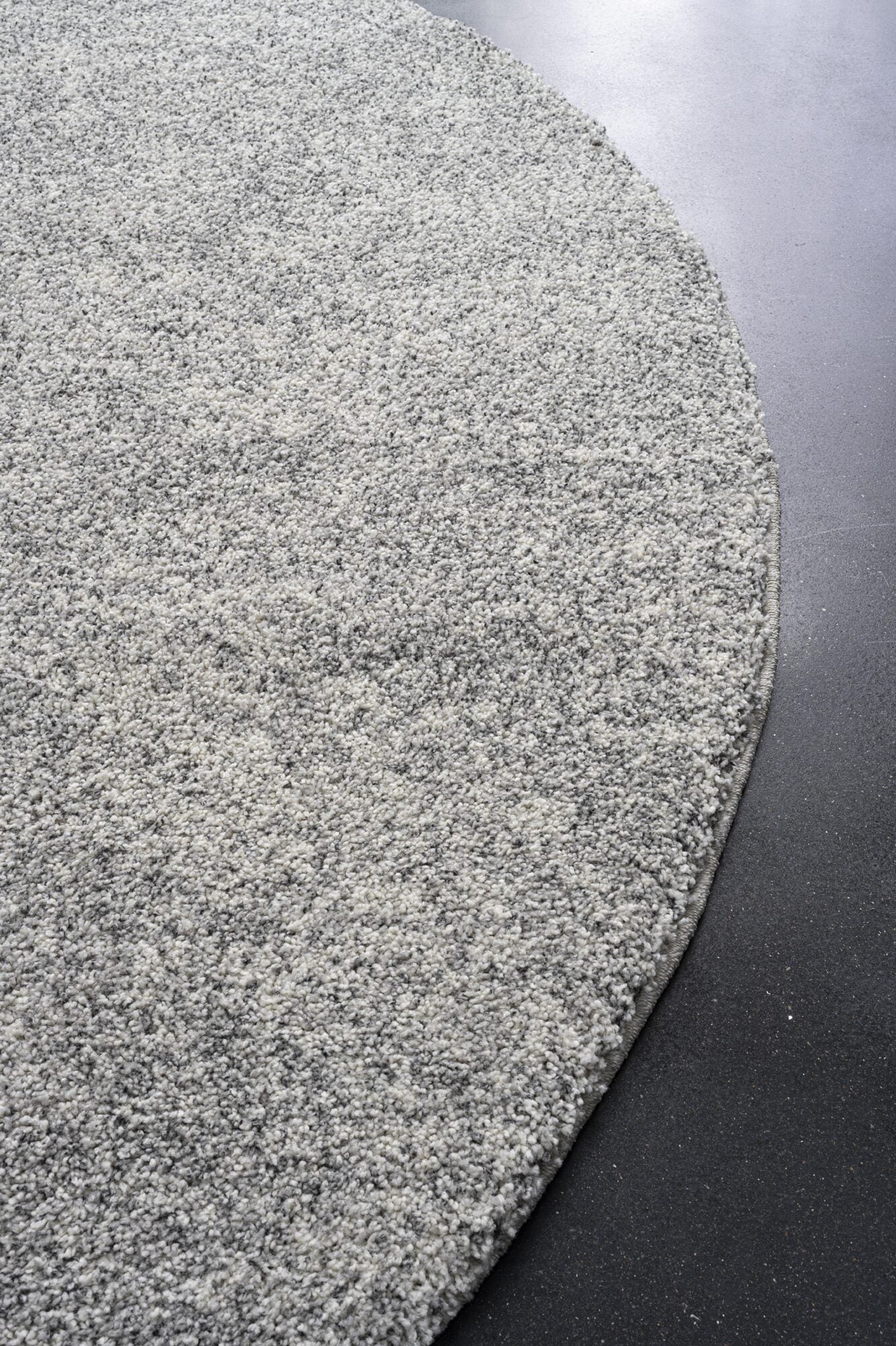 Mehari Mottled Plain Cream Rug