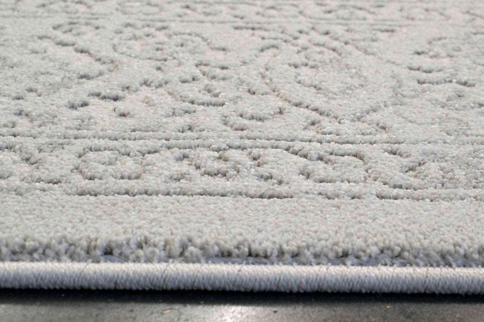 Geo Faded Traditional Ivory Rug