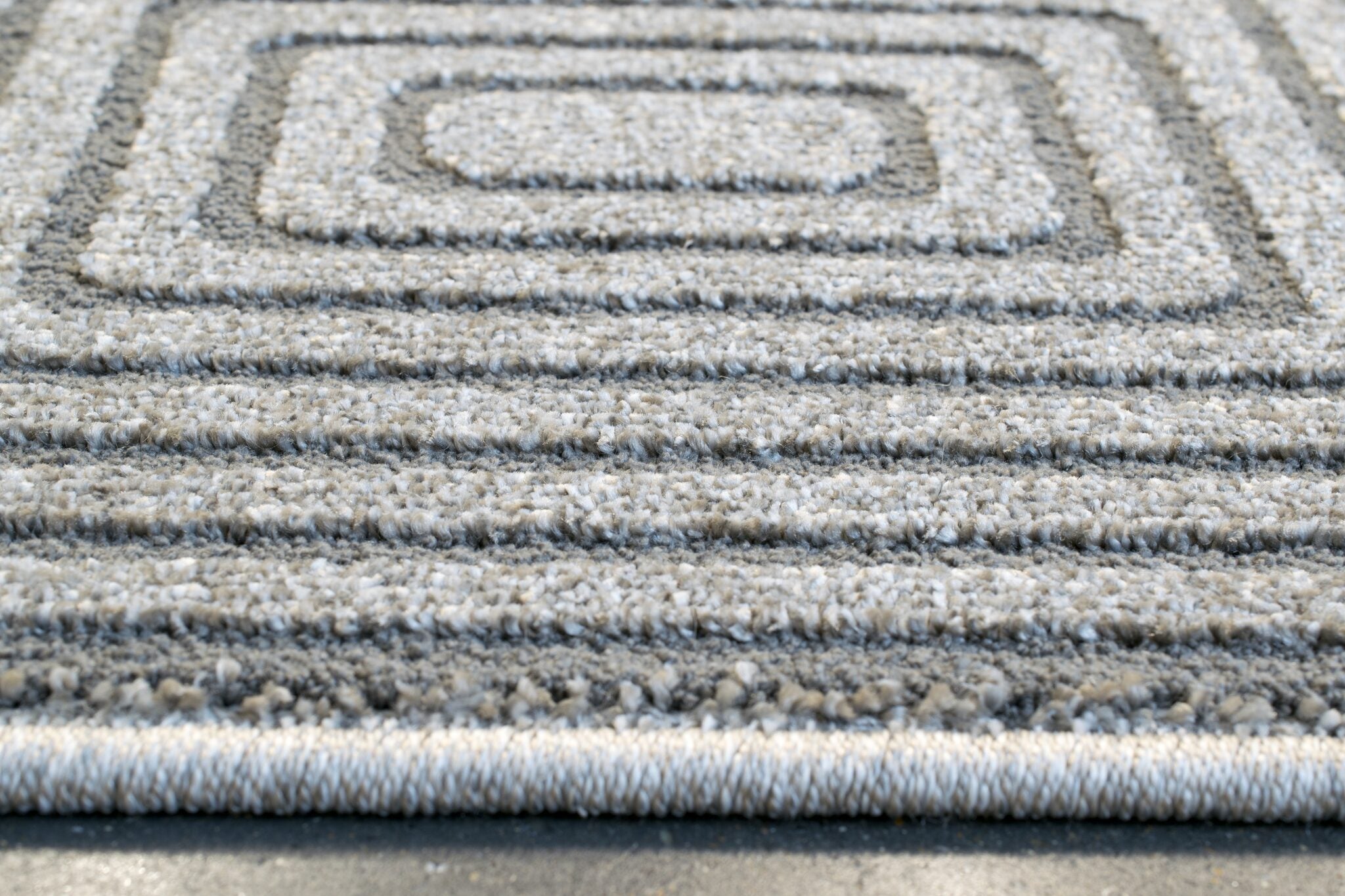 Geo Diamond Maze Brown Rug