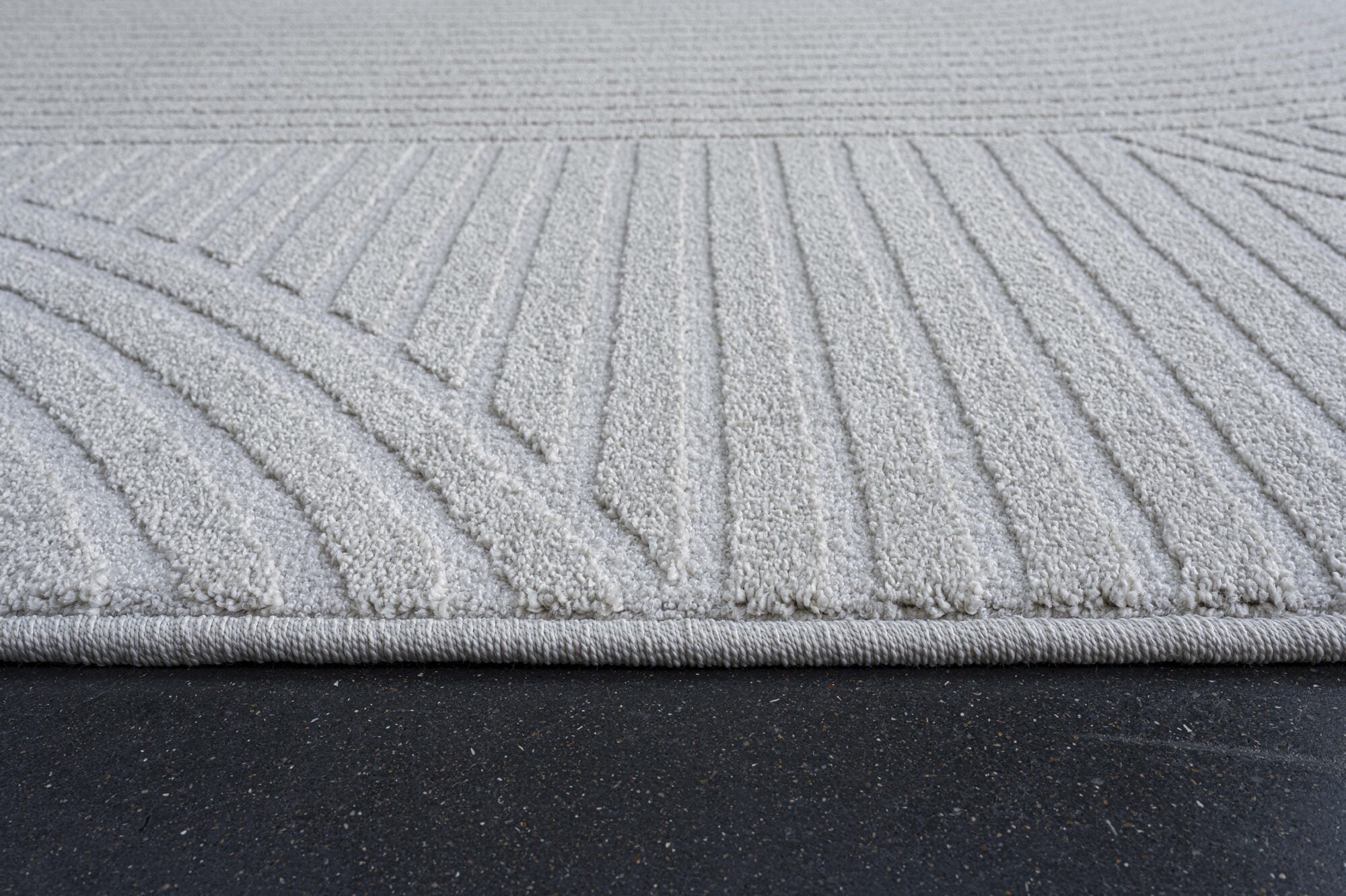 Geo Flowing Arcs Ivory Rug