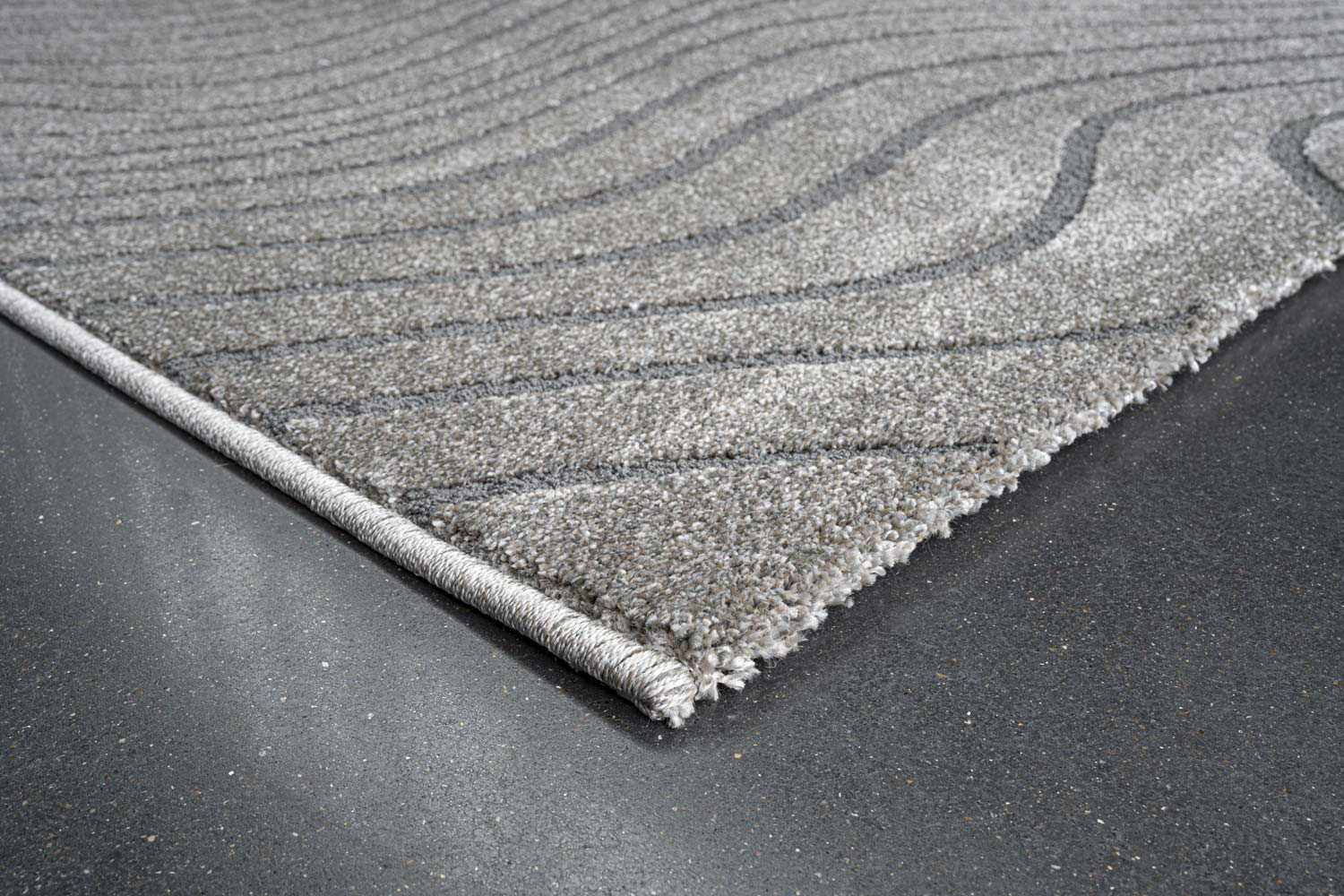 Geo Wave Brown Rug