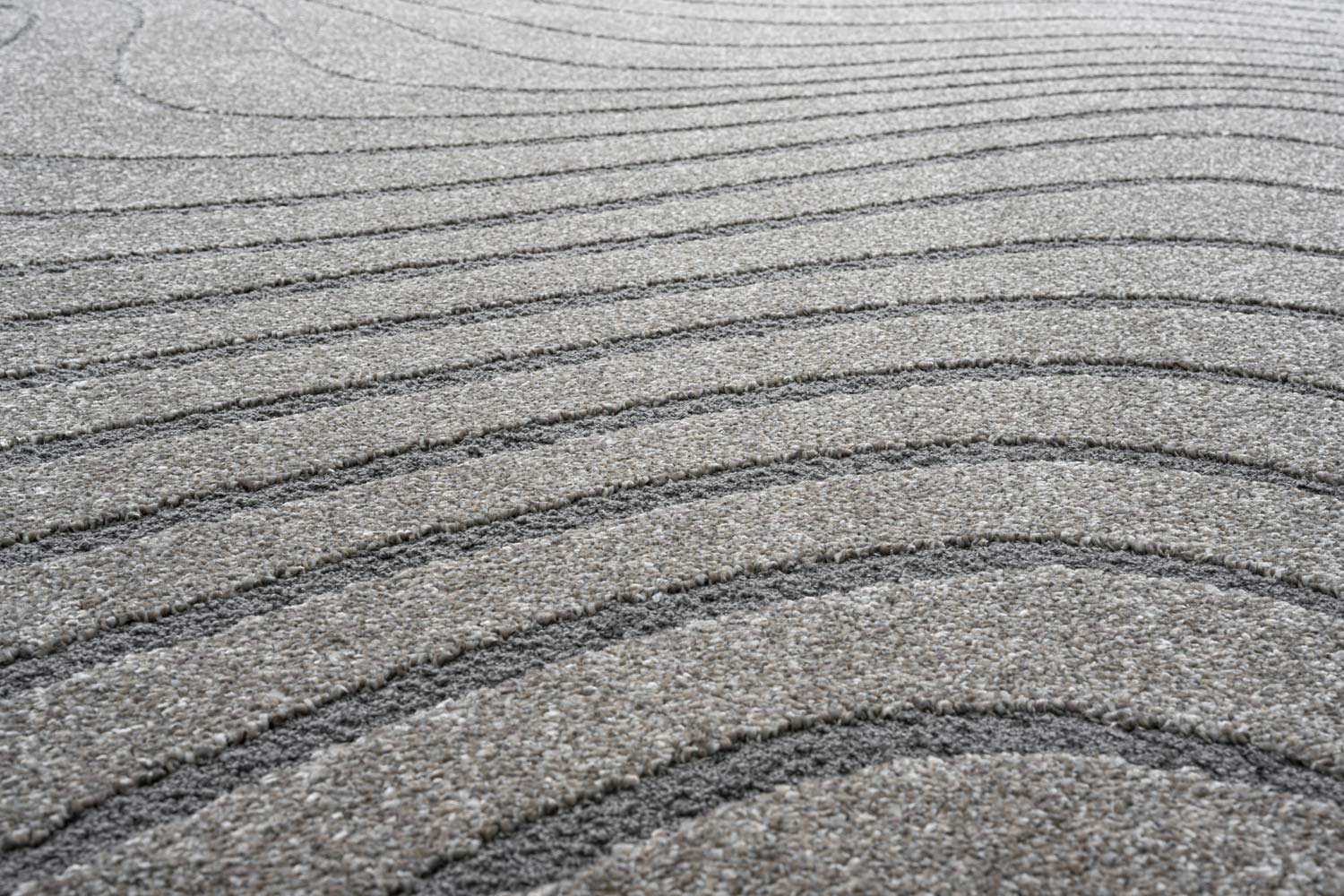 Geo Wave Brown Rug