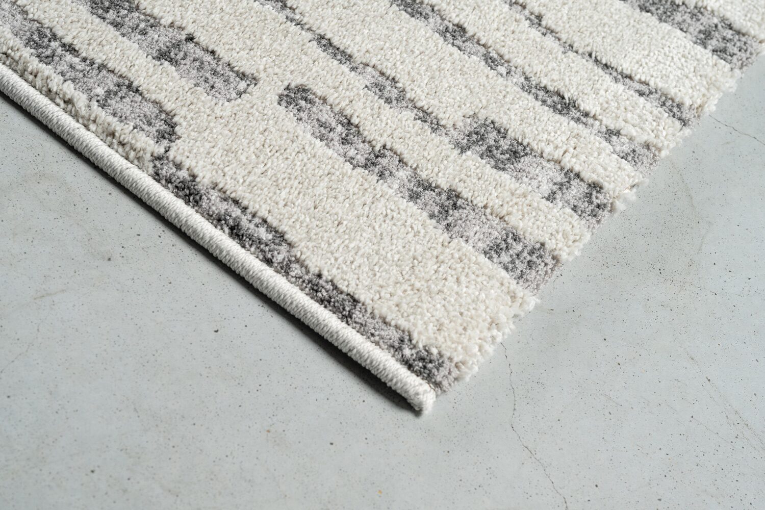 Geo Rain Stripe Ivory Rug