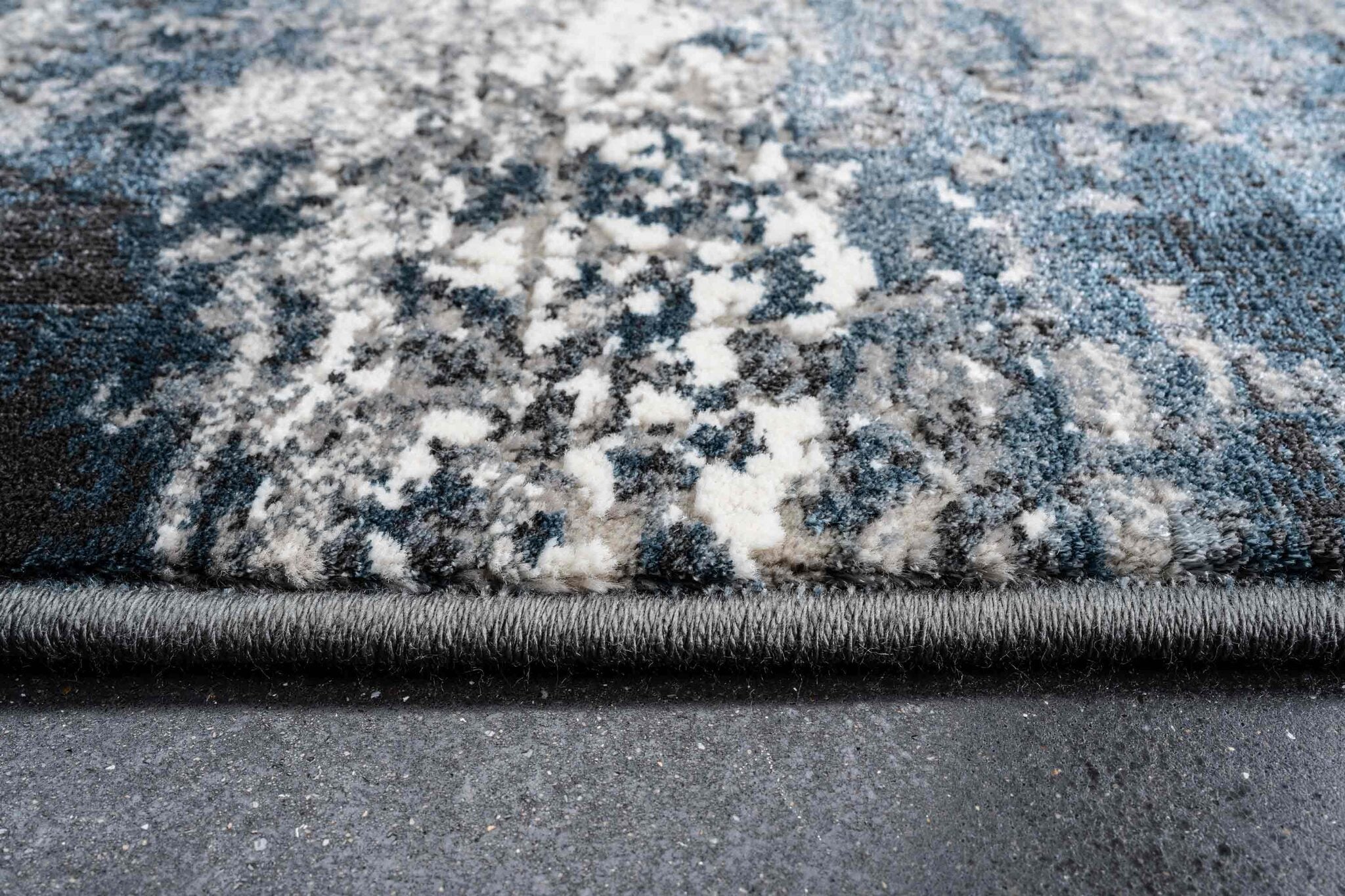 Canyon Horizon Wash Blue Rug