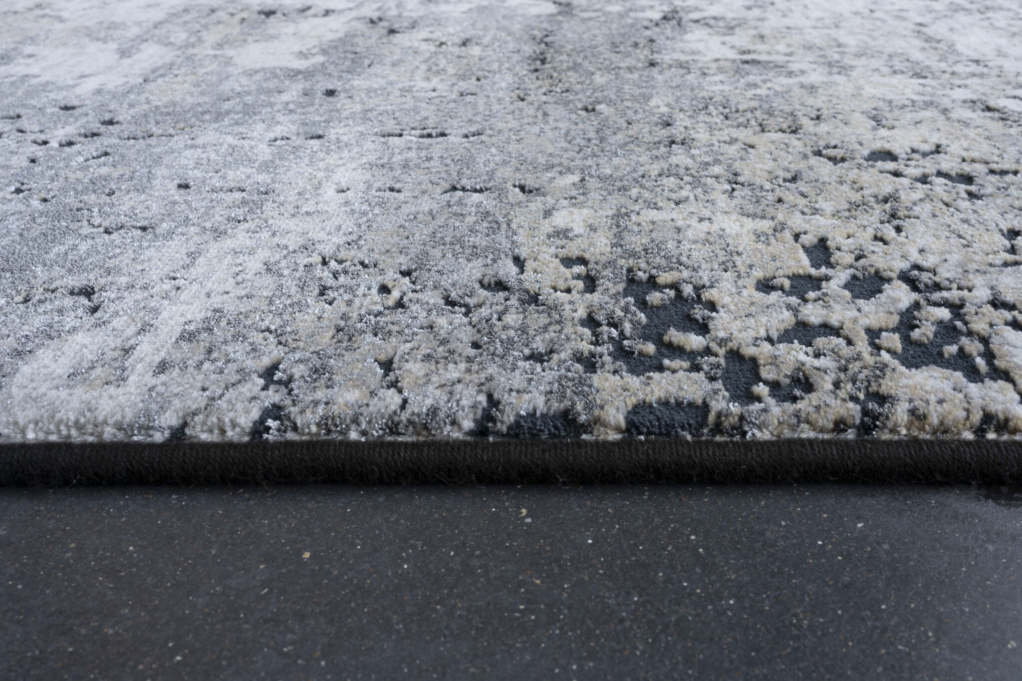 Canyon Mossstone Charcoal Rug