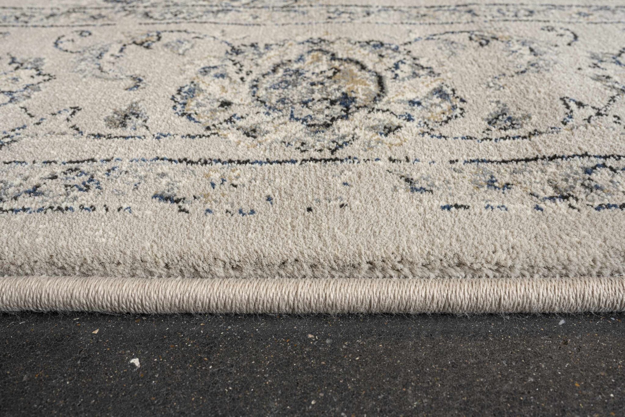 Da Vinci Kashan Floral Ivory Rug