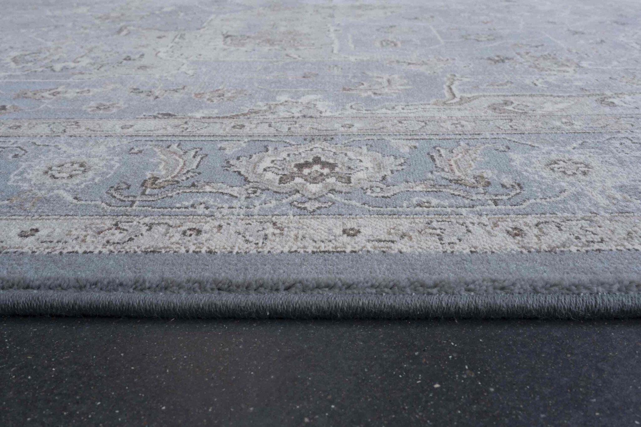 Da Vinci Heriz Medallion Blue Rug