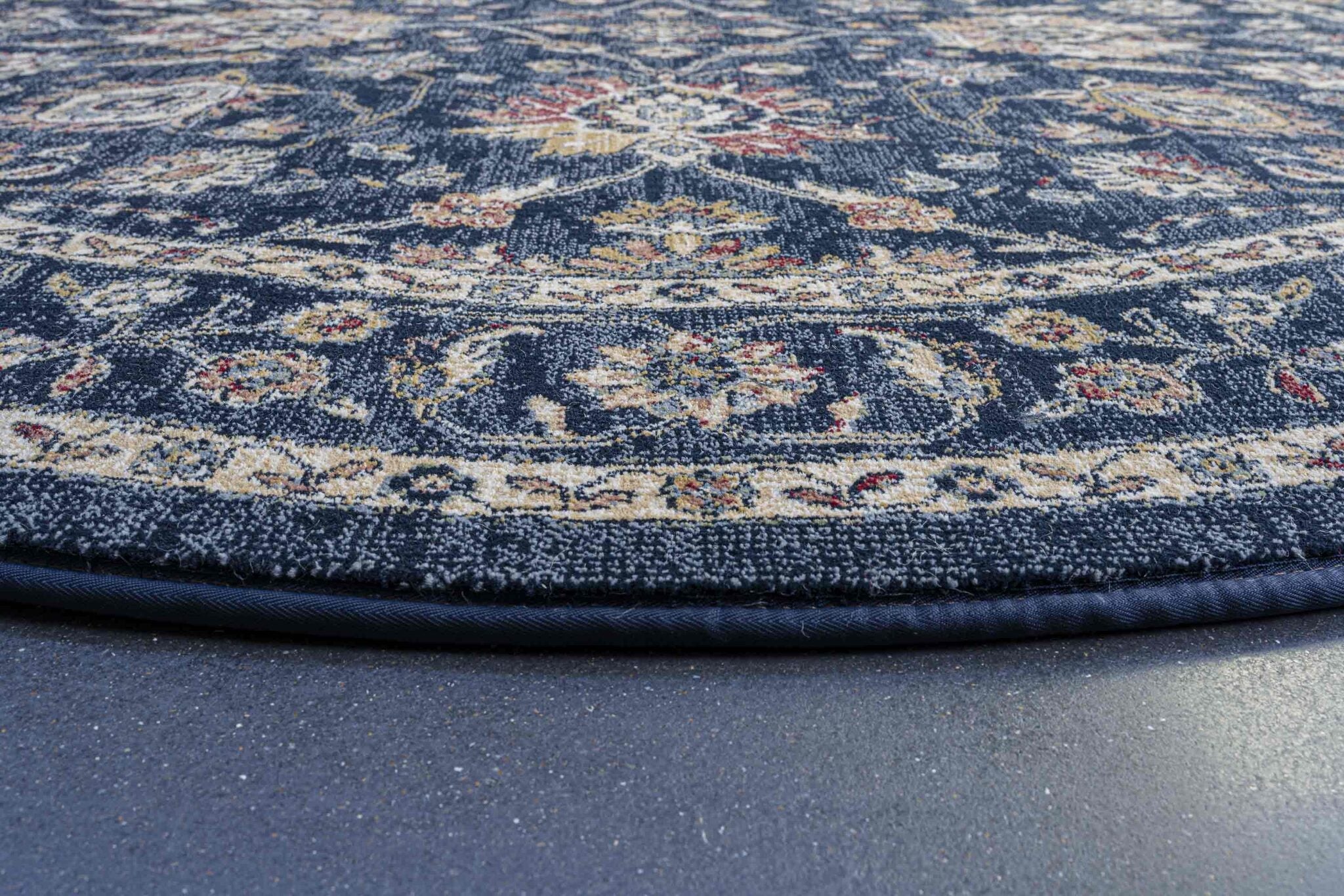 Da Vinci Isfahan Floral Navy Rug