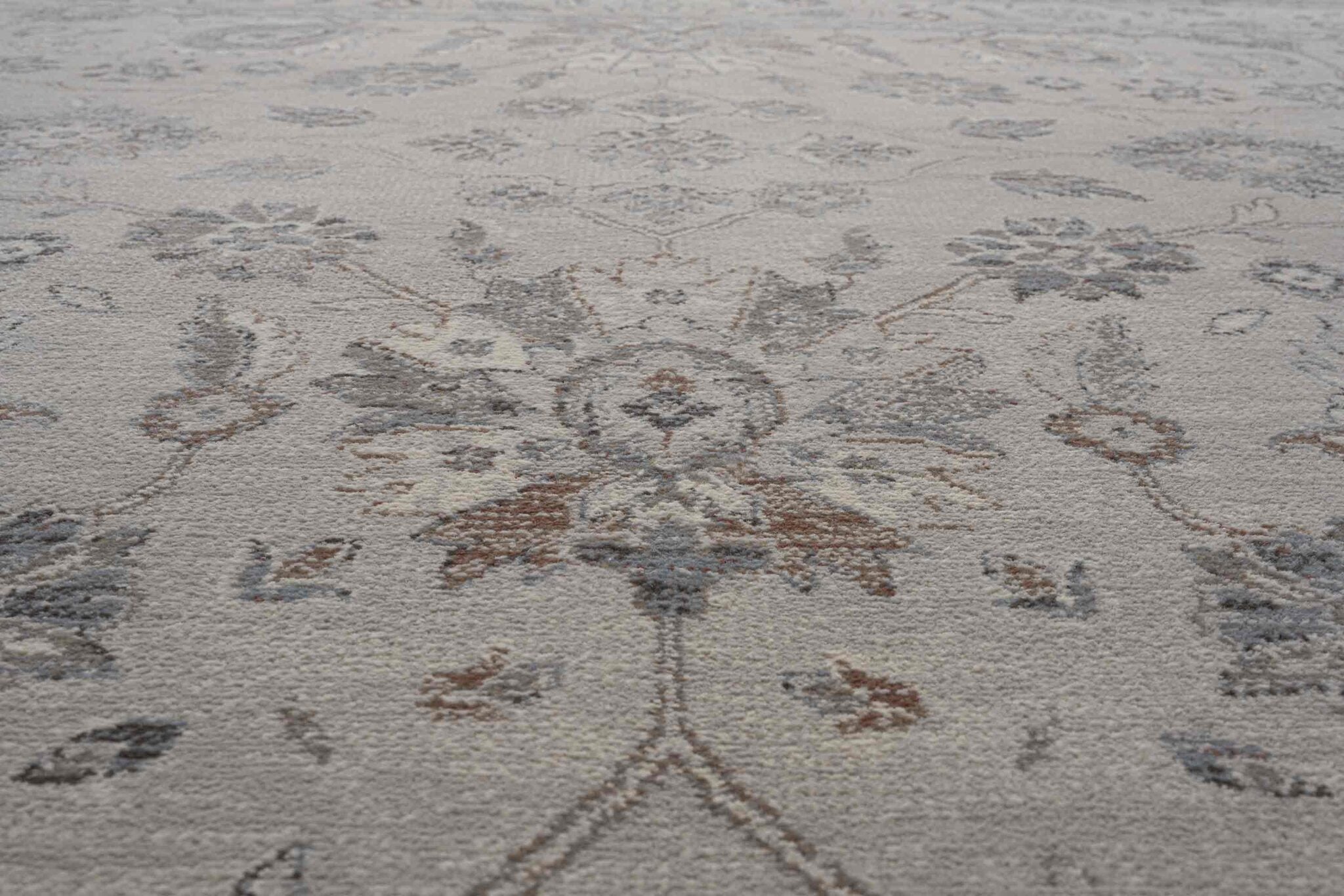 Da Vinci Isfahan Floral Taupe Rug