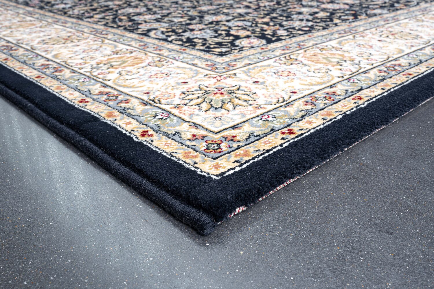 Da Vinci Classic Kashan Navy Rug