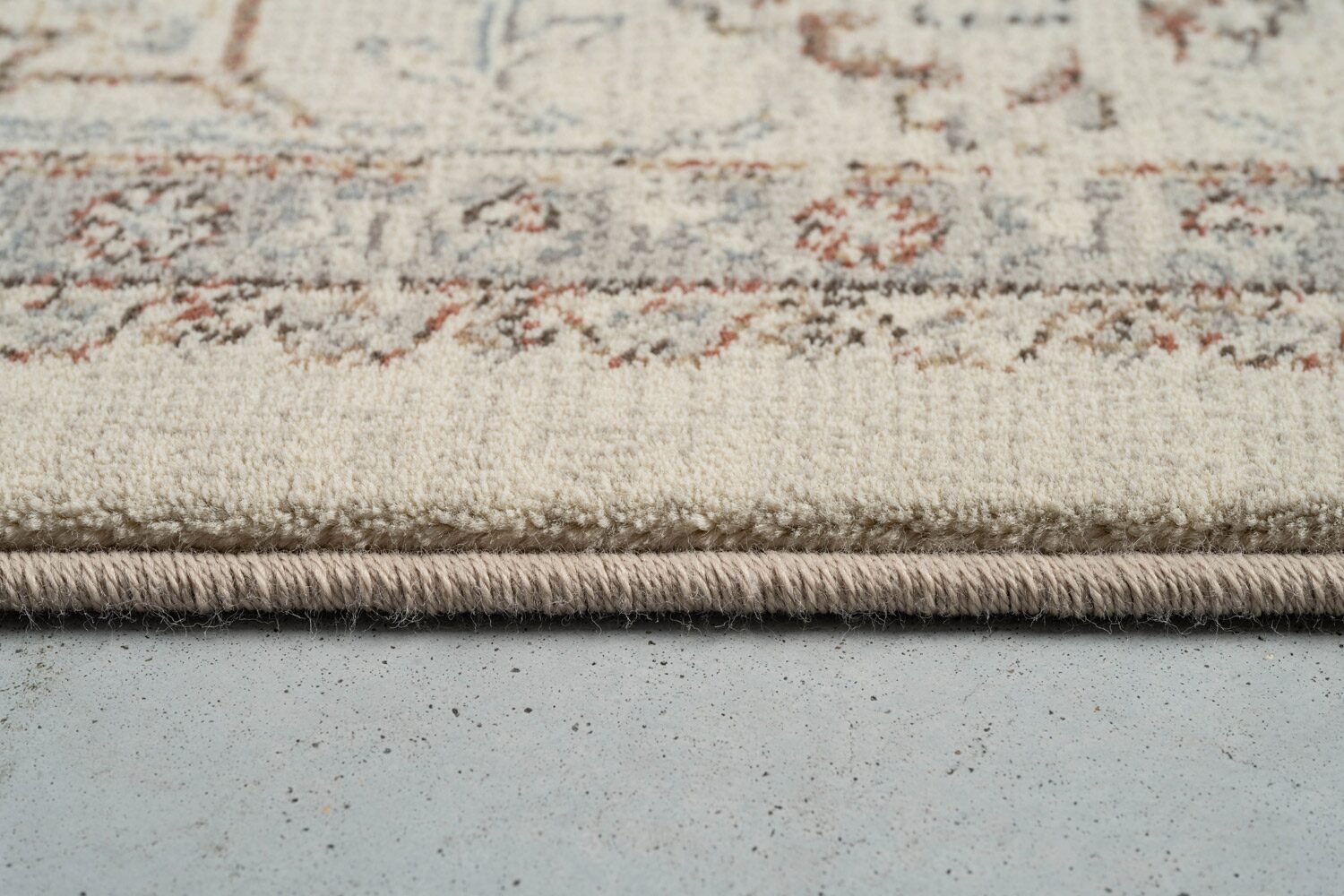 Da Vinci Antique Wash Medallion Beige Rug