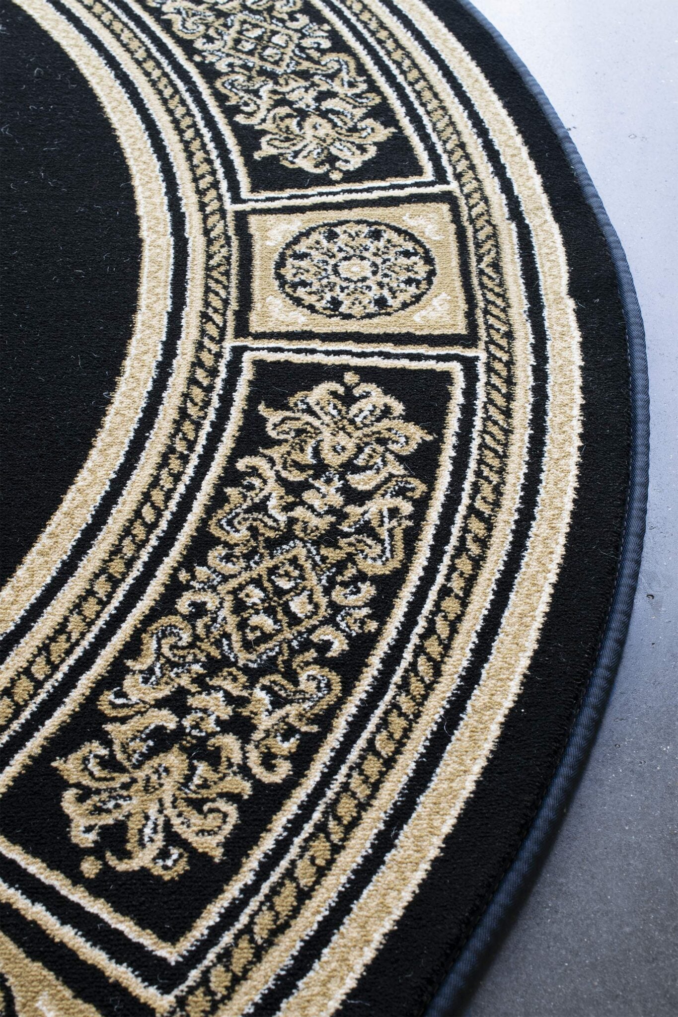 Da Vinci Aubusson Rosette Black Rug