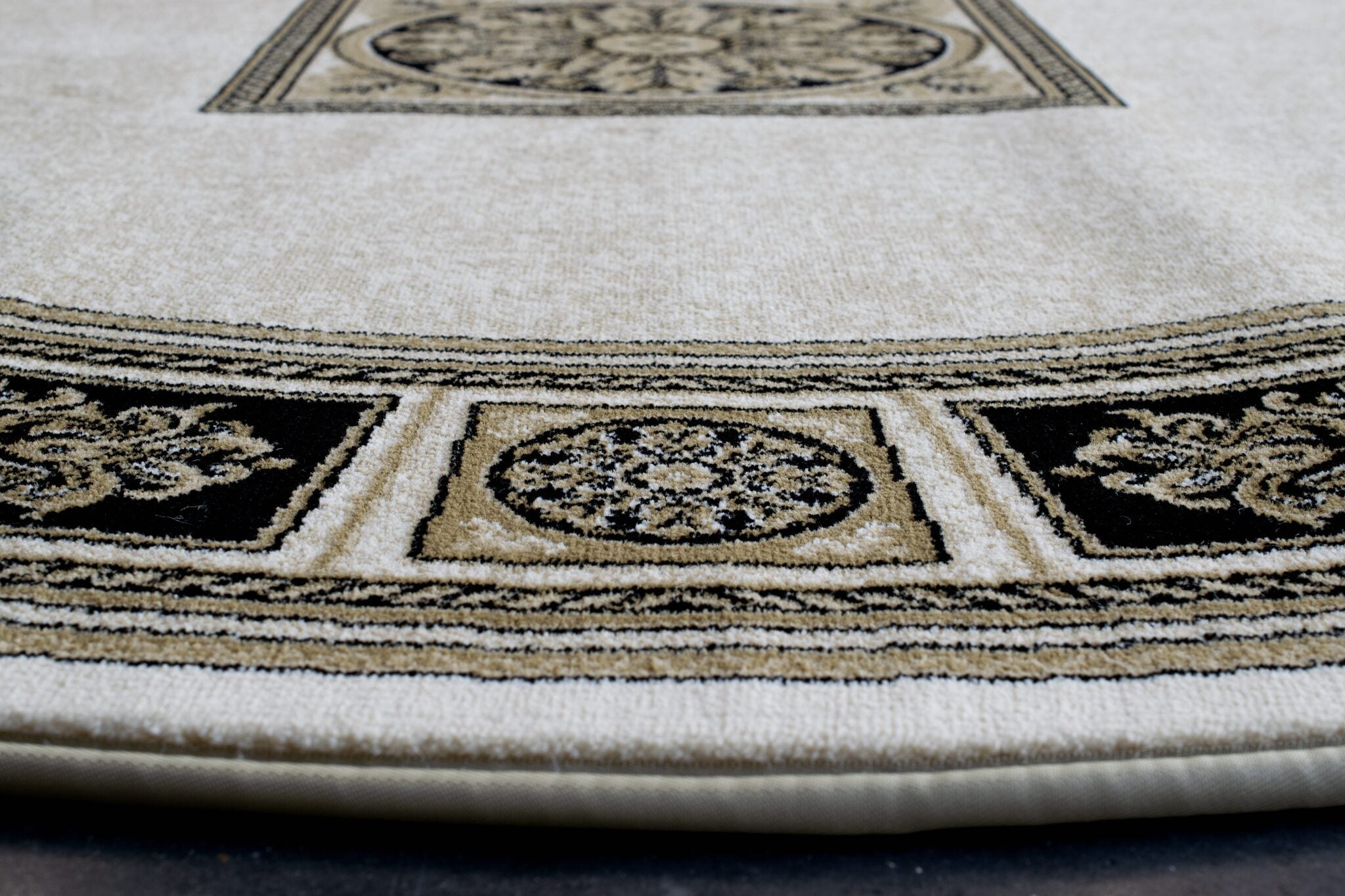 Da Vinci Aubusson Rosette Beige Rug