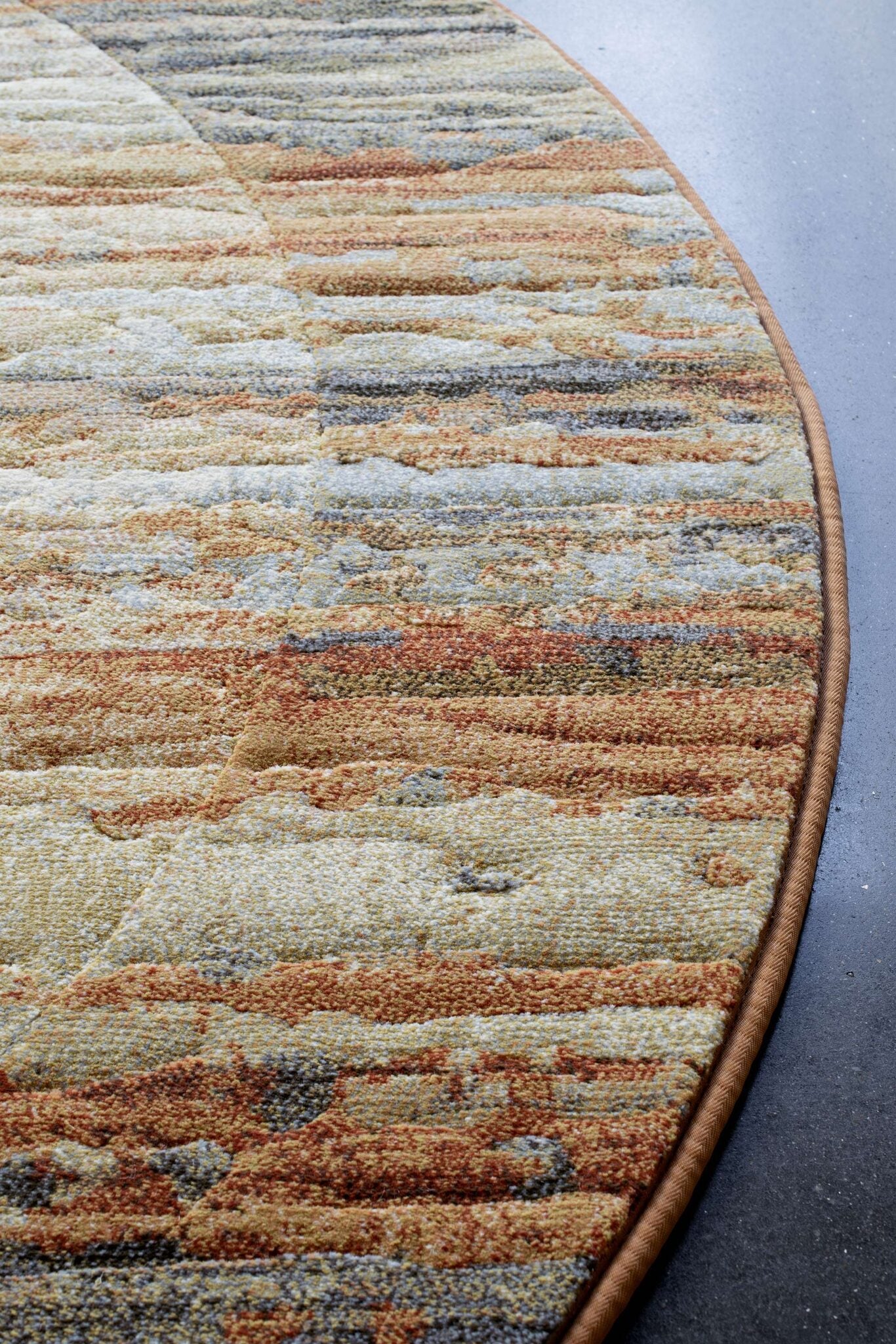 Galleria Bordered Strdata Terracotta Rug