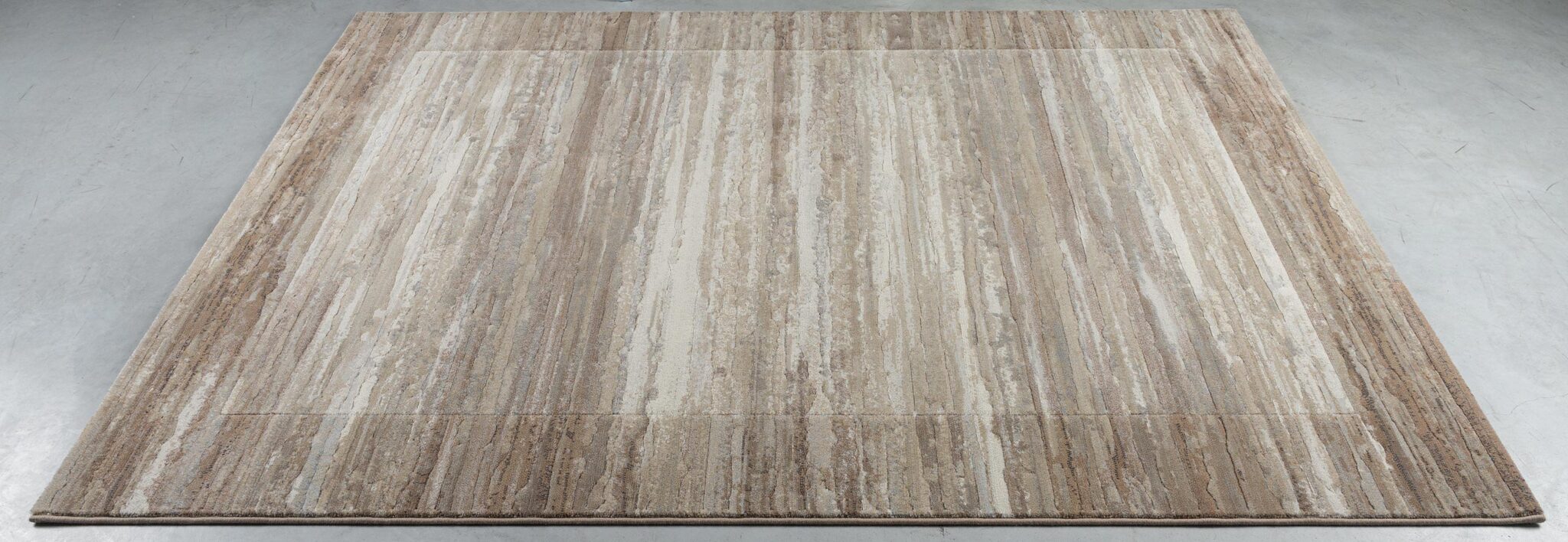 Galleria Bordered Strdata Beige Rug