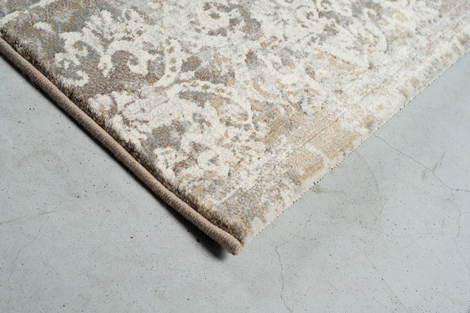 Galleria Faded Medallion Beige Rug