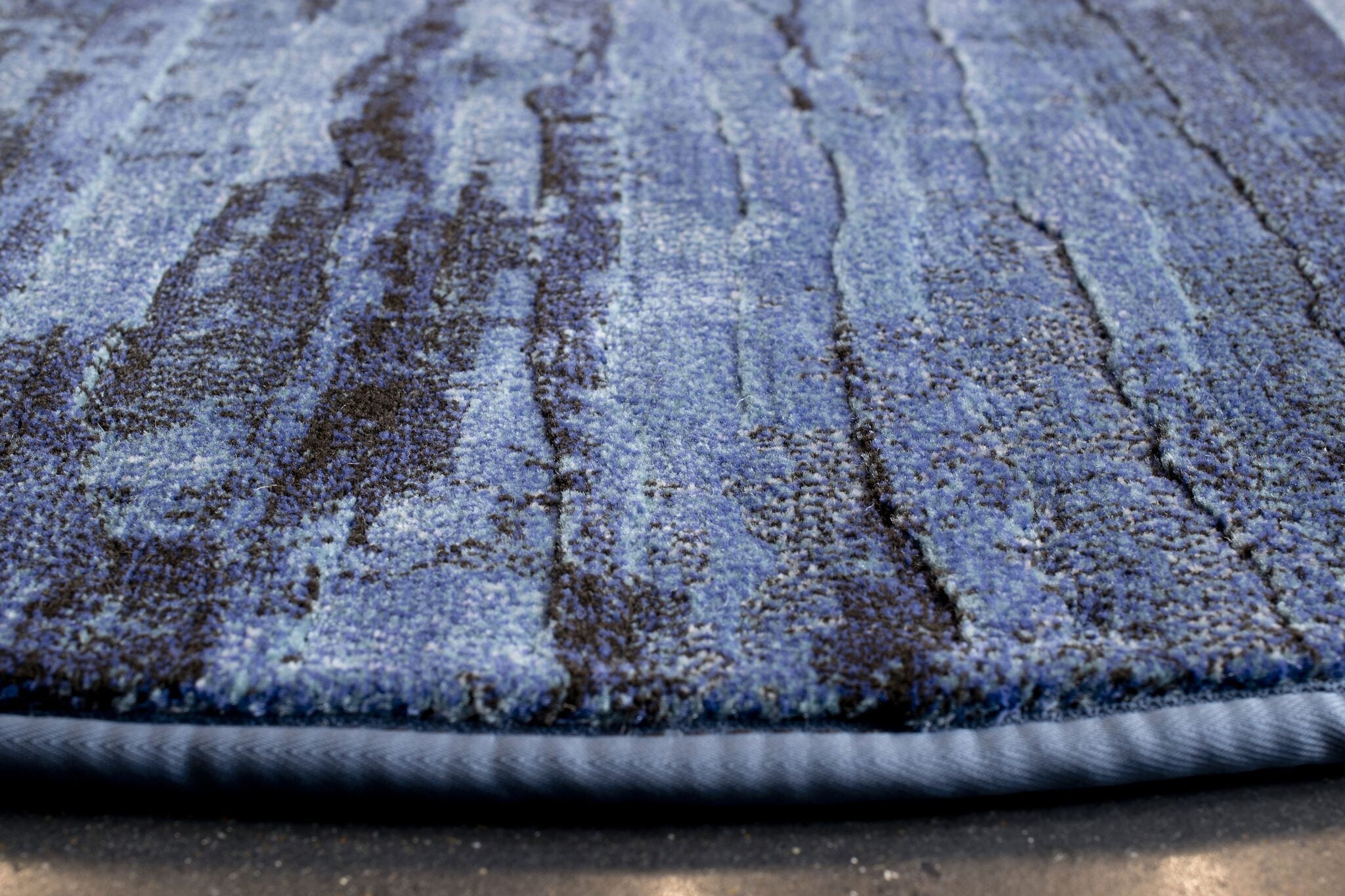 Galleria Weathered Stripe Blue Rug
