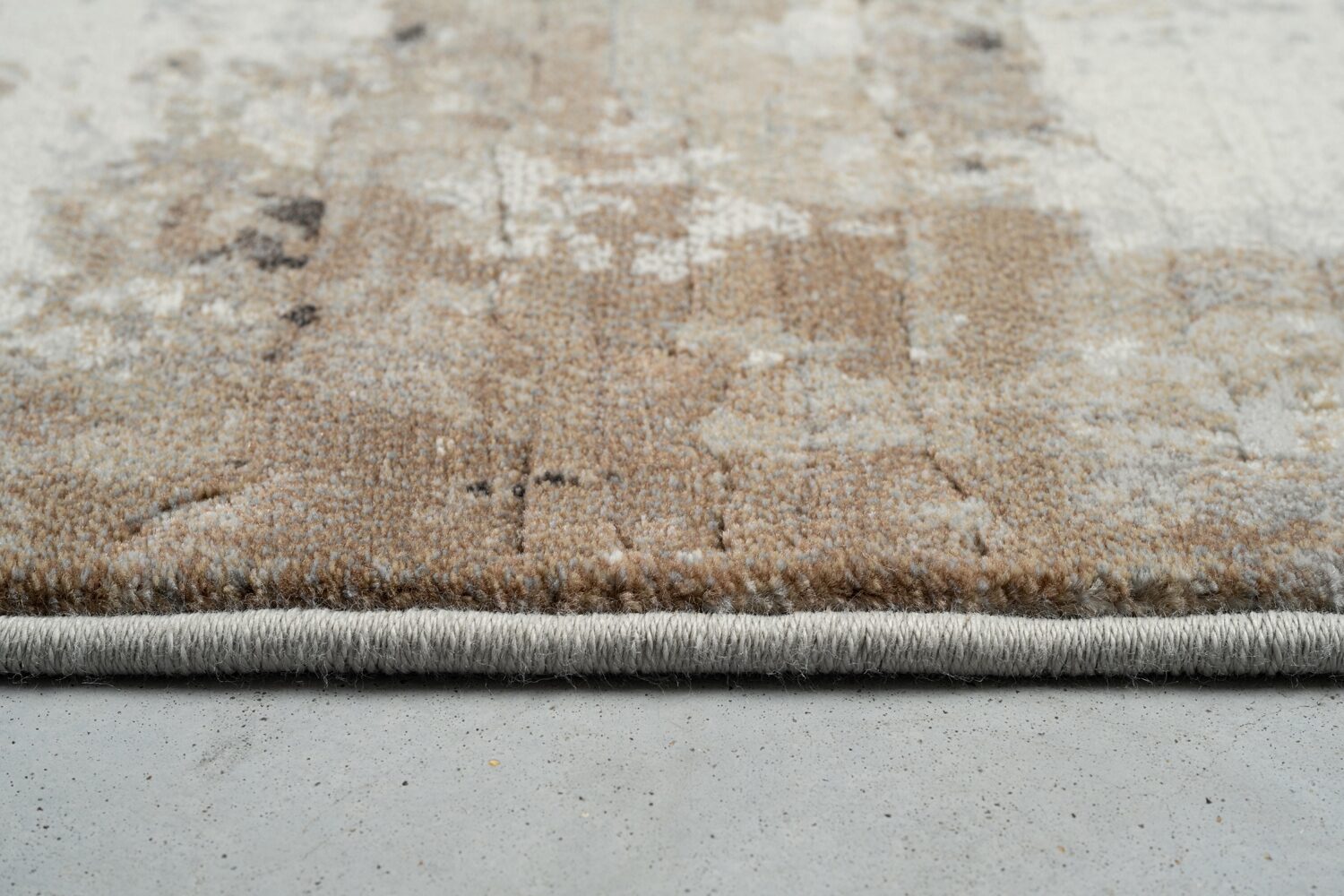 Galleria Weathered Stripe Beige Rug