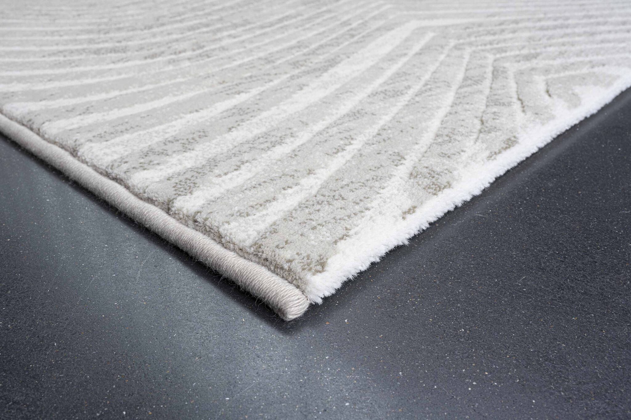 Galleria Carved Wave Beige Rug