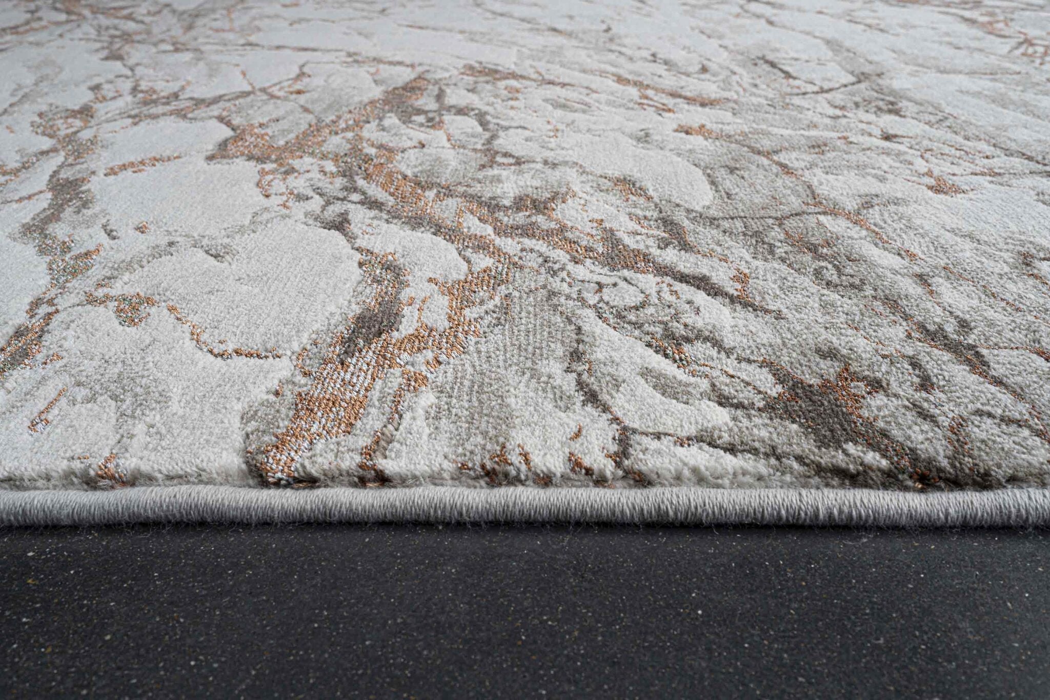 Quartz Marble Vein Grey Rug