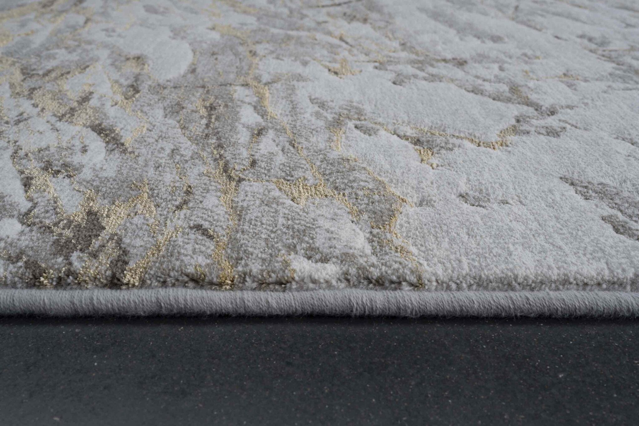 Quartz Marble Vein Grey Rug