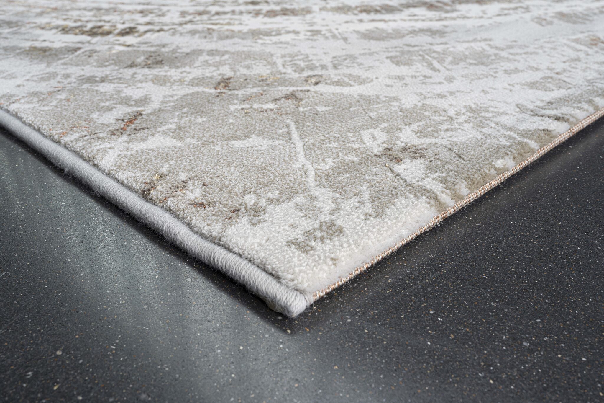 Quartz Tree Ring Cream Rug