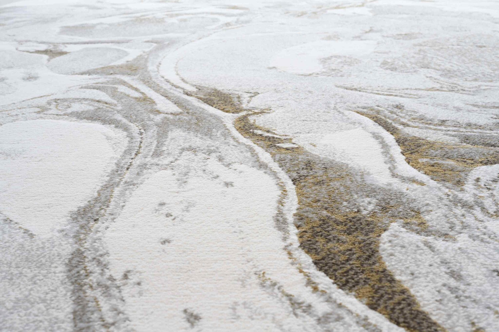 Quartz Swirled Marble Cream Gold Rug