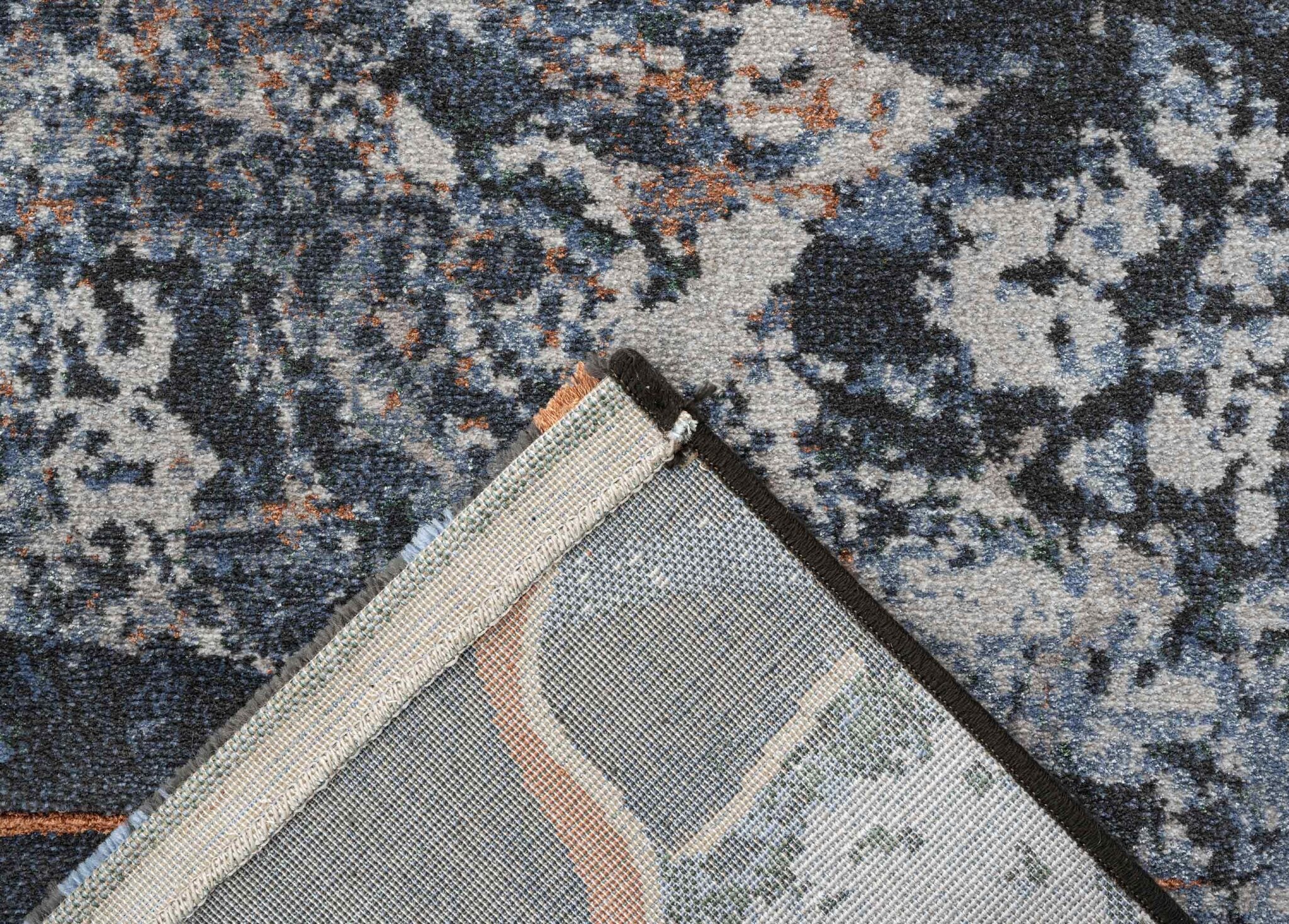Quartz Mineral Flow Blue Rug