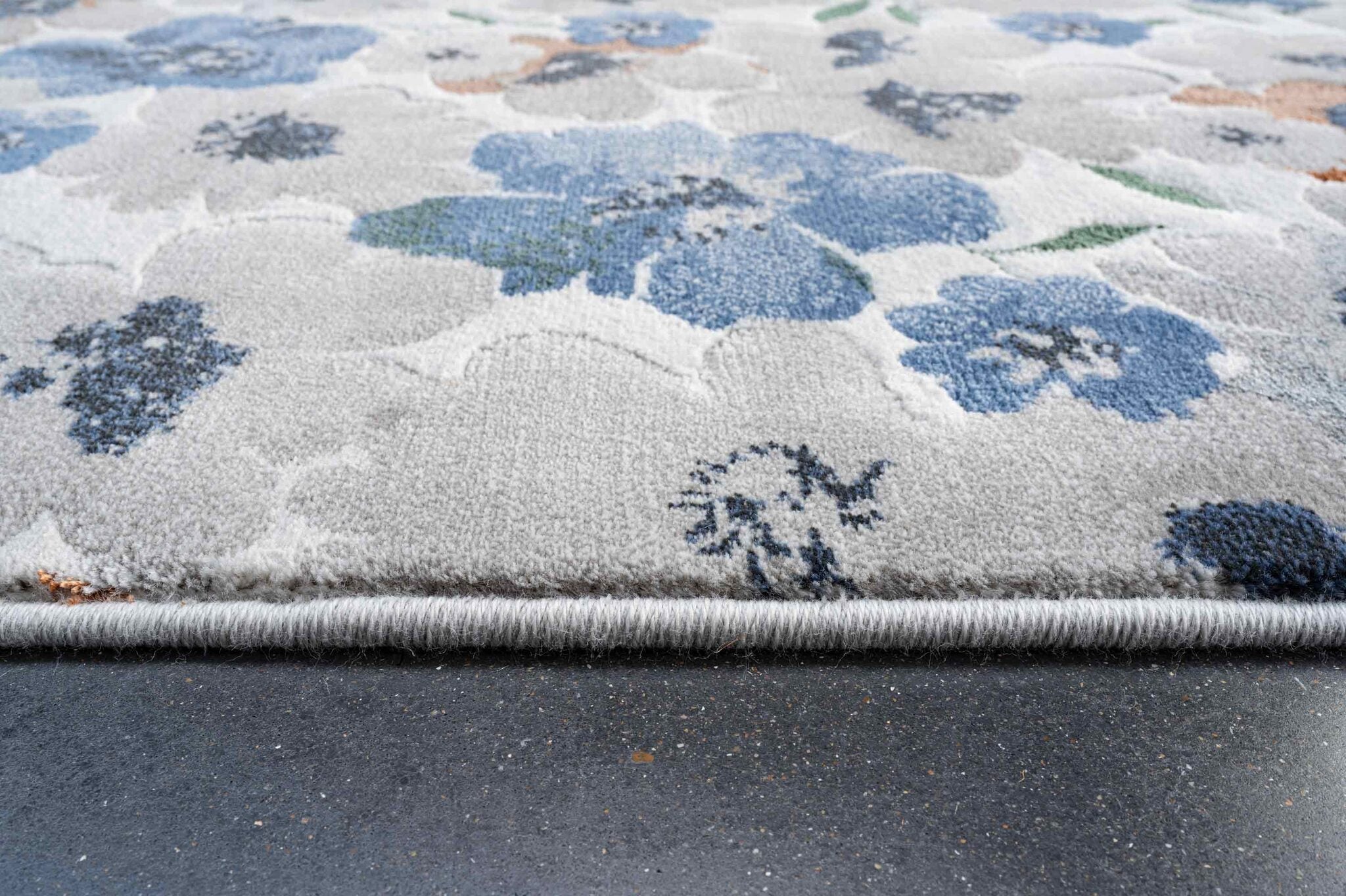 Quartz Ditsy Floral Blue (9262) Rug