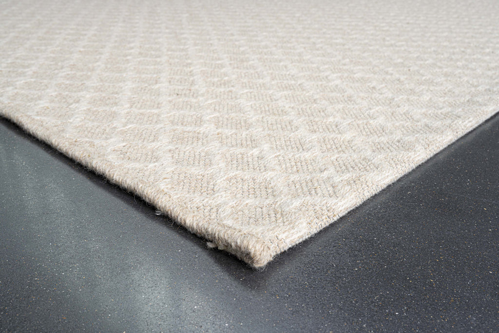 High Line Diamond Lattice Beige Rug