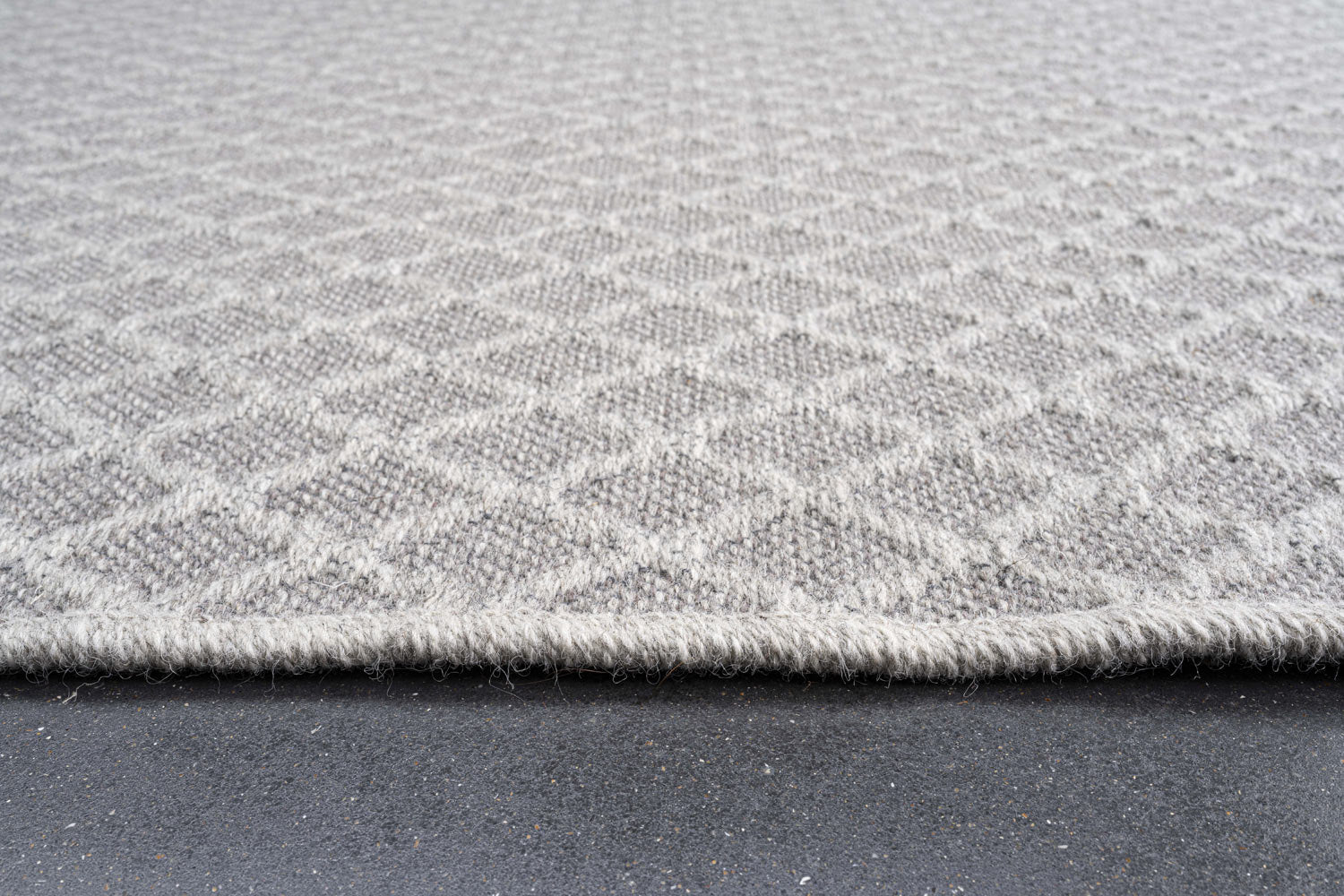 High Line Diamond Lattice Grey Rug