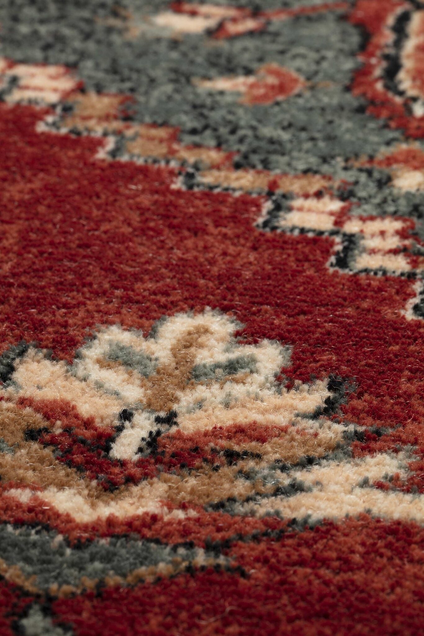 Kashqai Heriz Medallion Red Rug