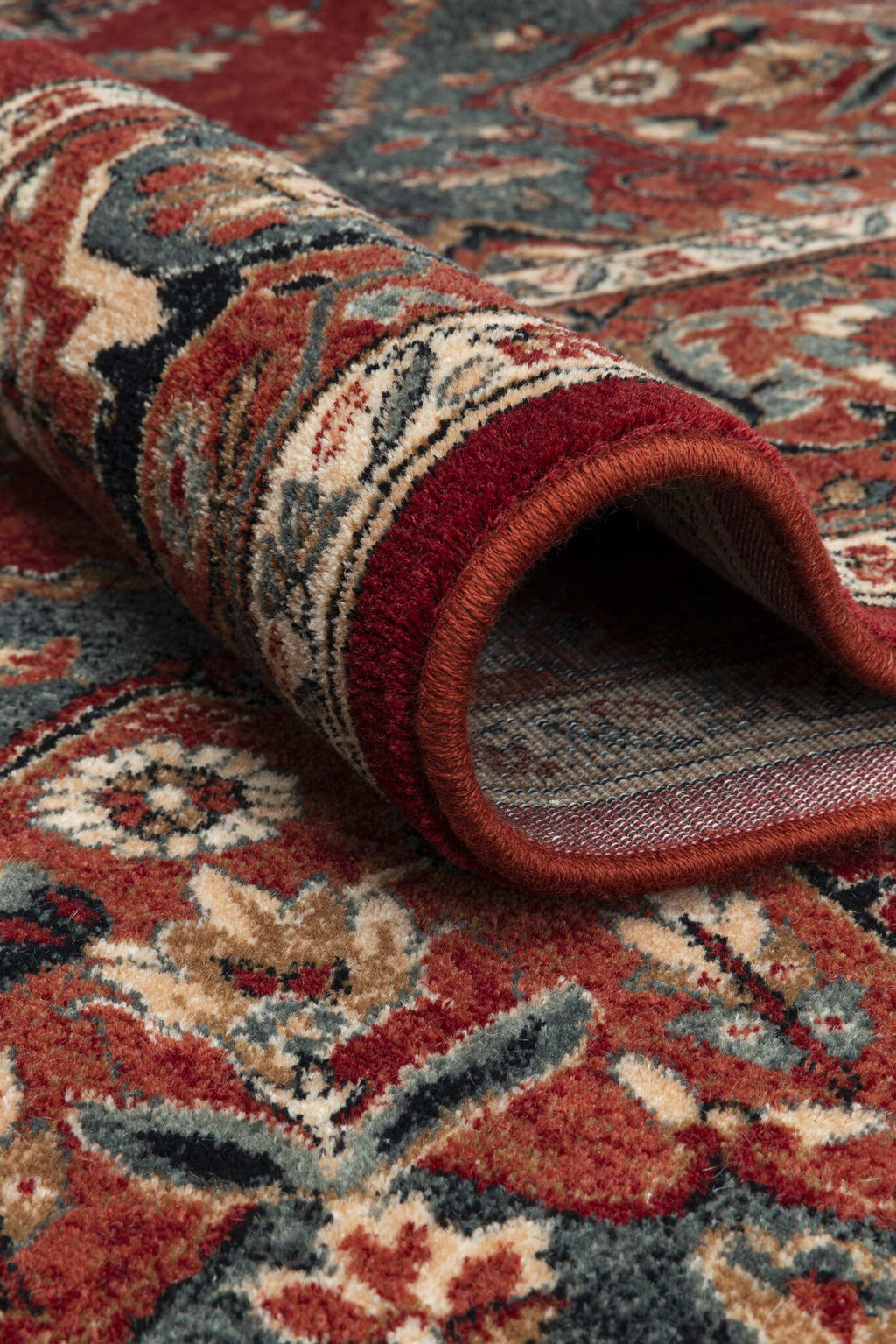 Kashqai Heriz Medallion Red Rug