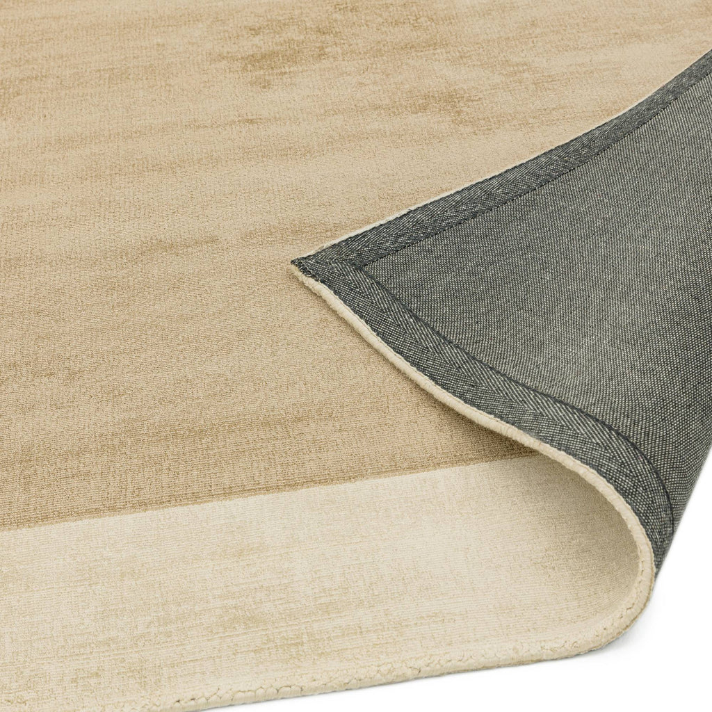 Blade Border Putty Champagne Rug