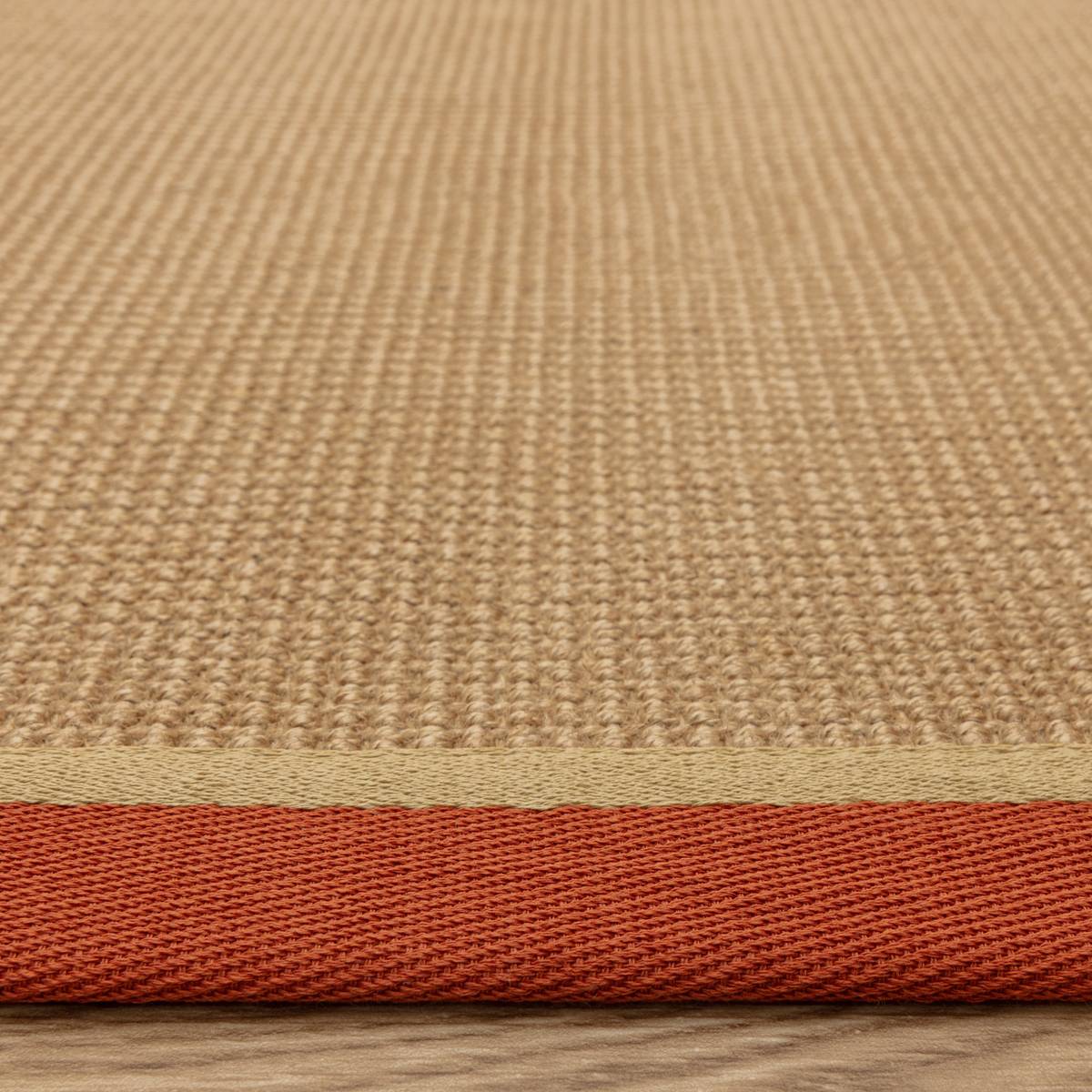 Bordo Boucle Rust Linen Rug