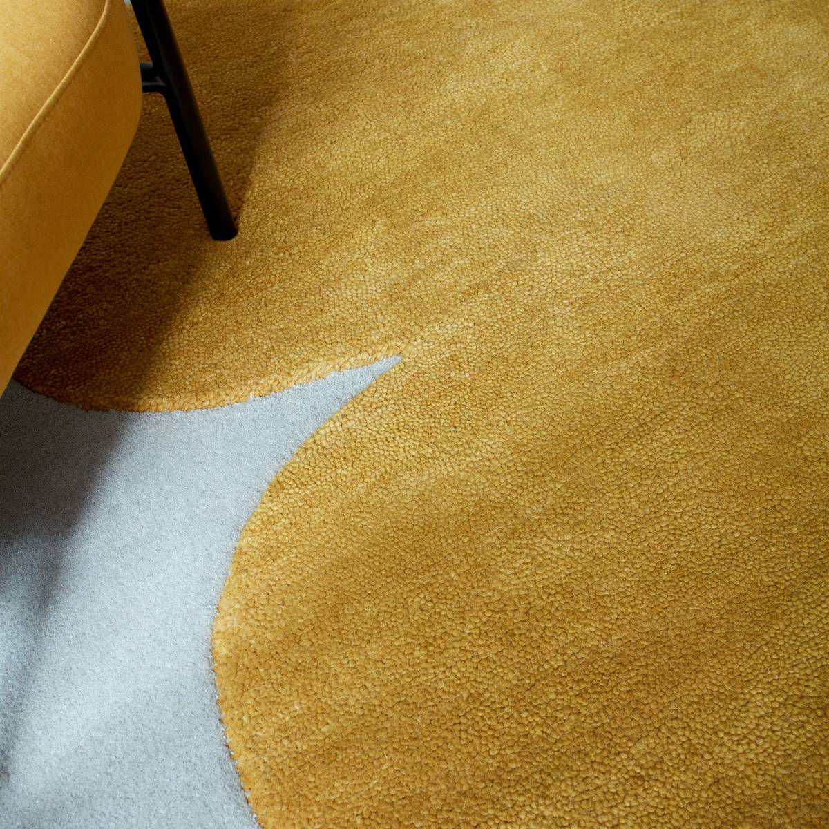 Canvas Sculpt Rug