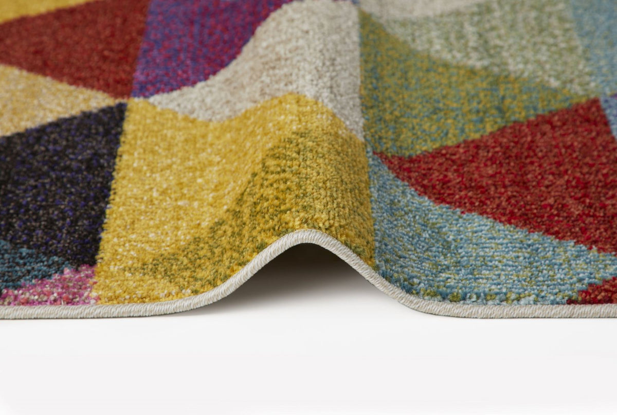 Carnaval Triangle Multicolour Rug