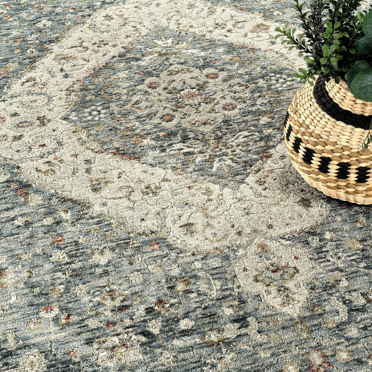 Comila Medallion Light Blue Rug