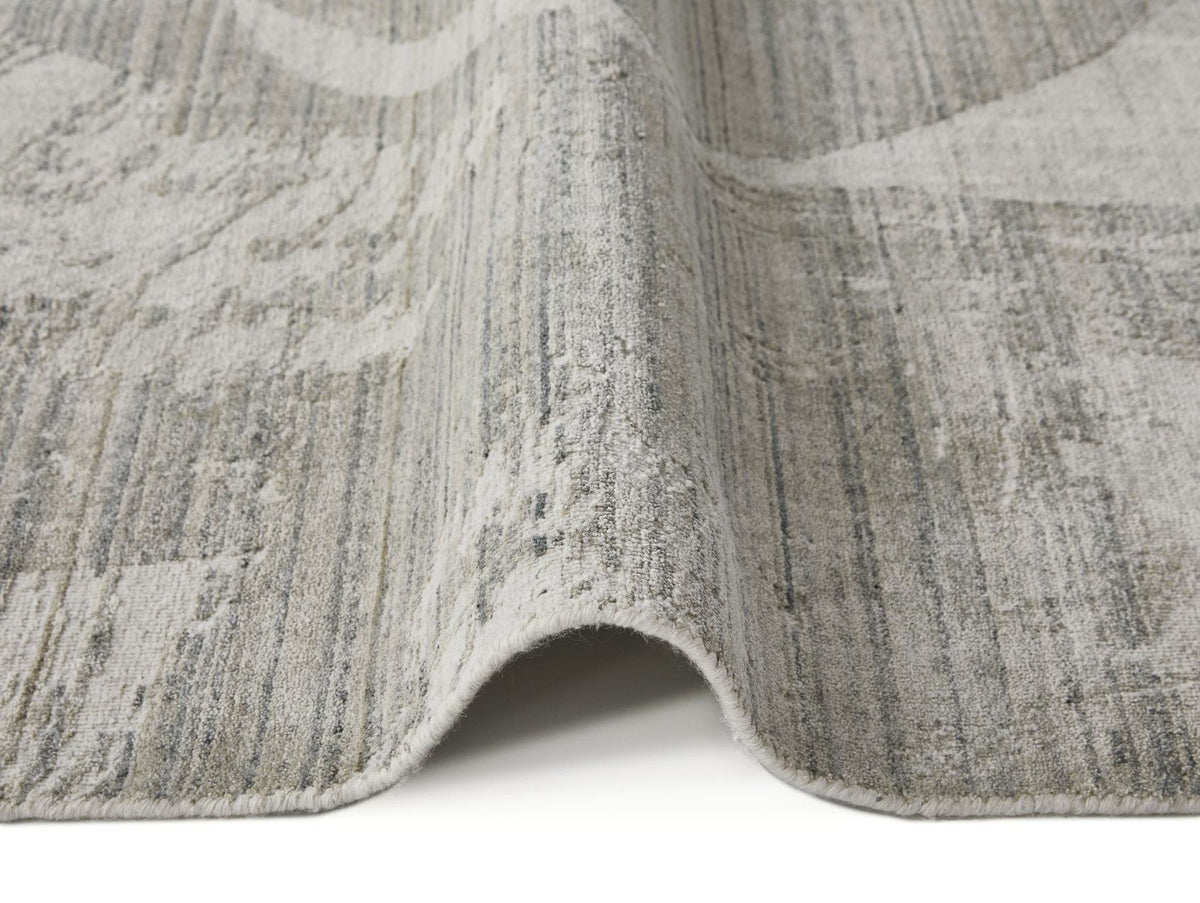 Dune Viscose Drift White Light Blue Rug