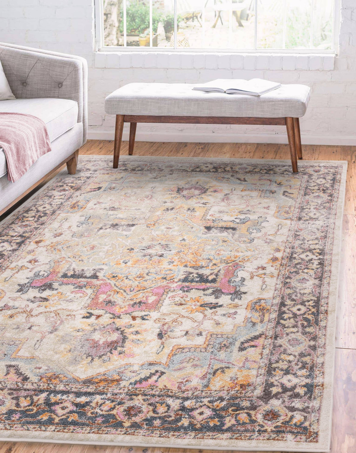 Flores Kira Rug