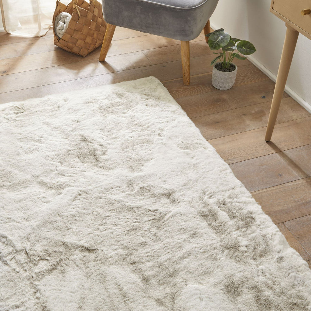 Heavenly Dove Faux Fur Rug