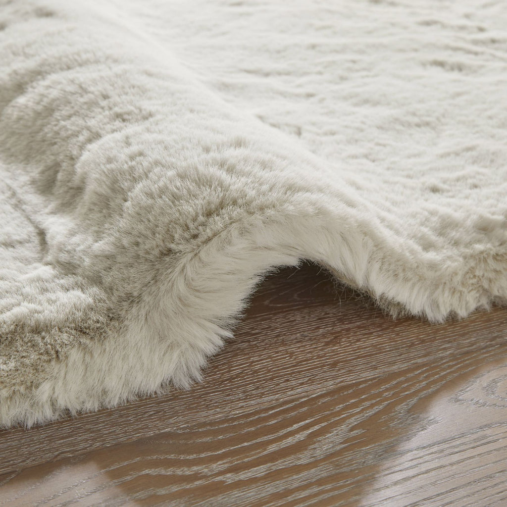 Heavenly Dove Faux Fur Rug