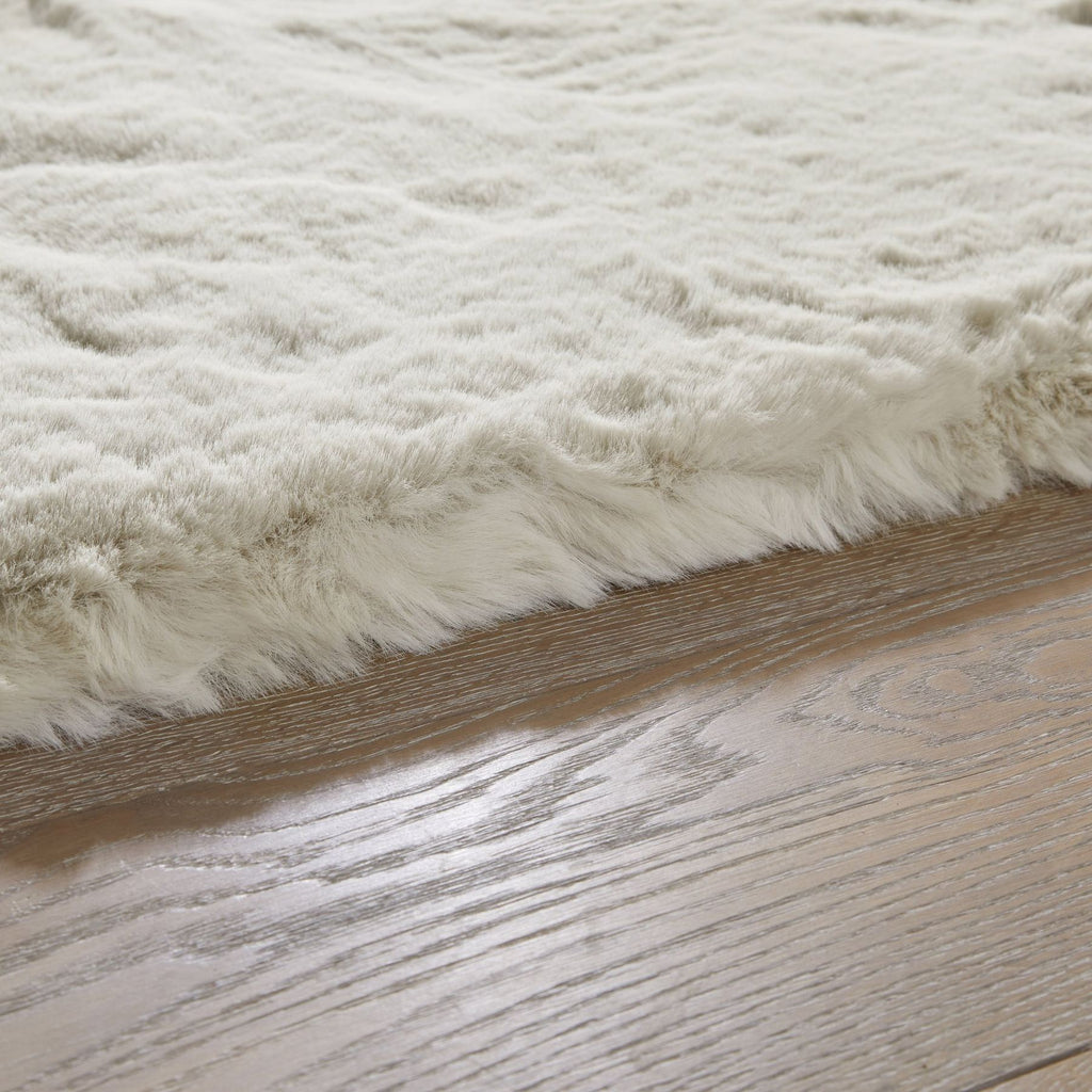 Heavenly Dove Faux Fur Rug