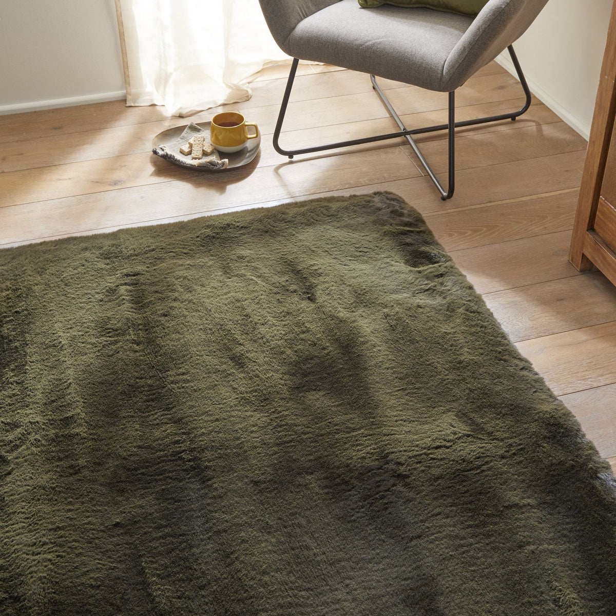 Heavenly Emerald Faux Fur Rug