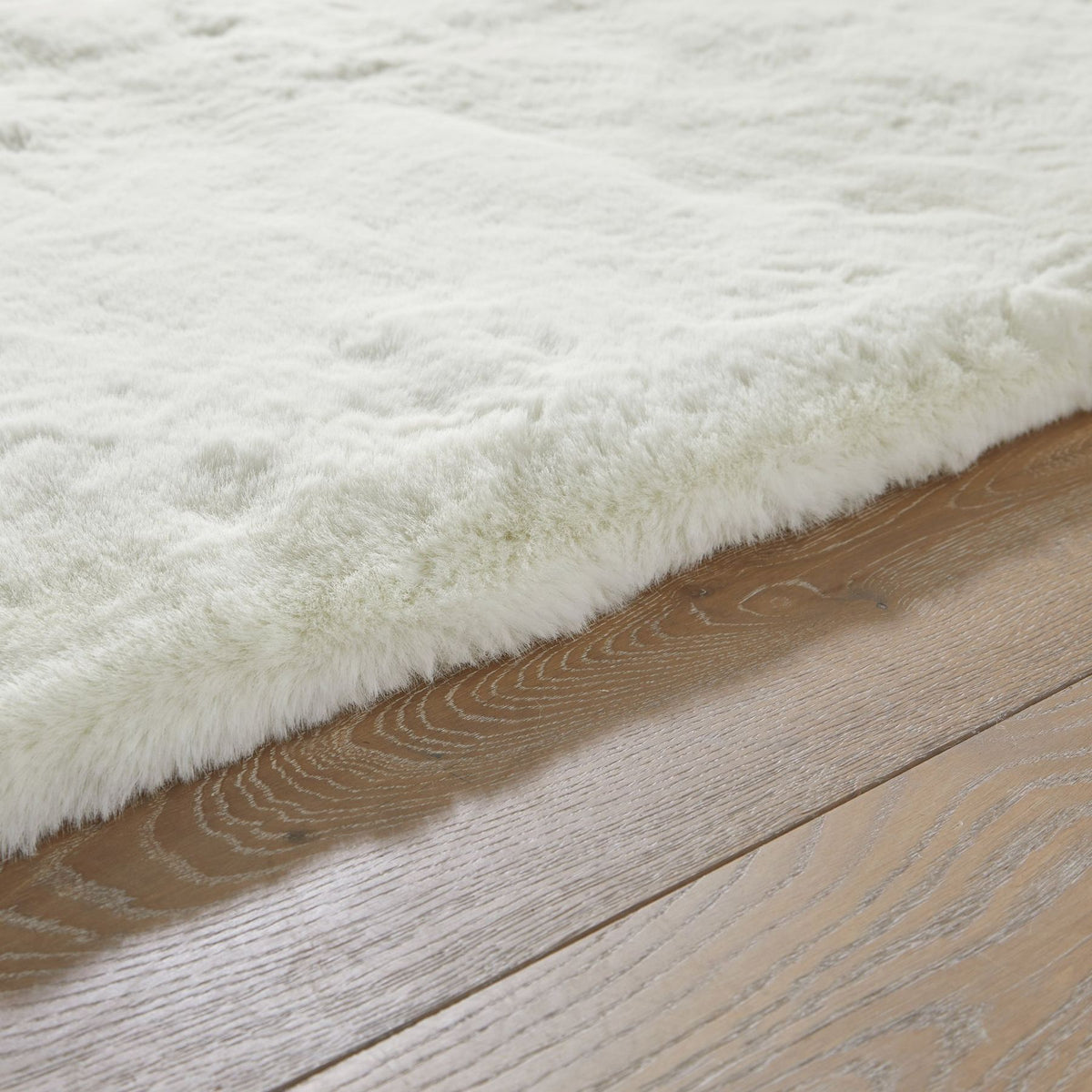 Heavenly Polar Faux Fur Rug