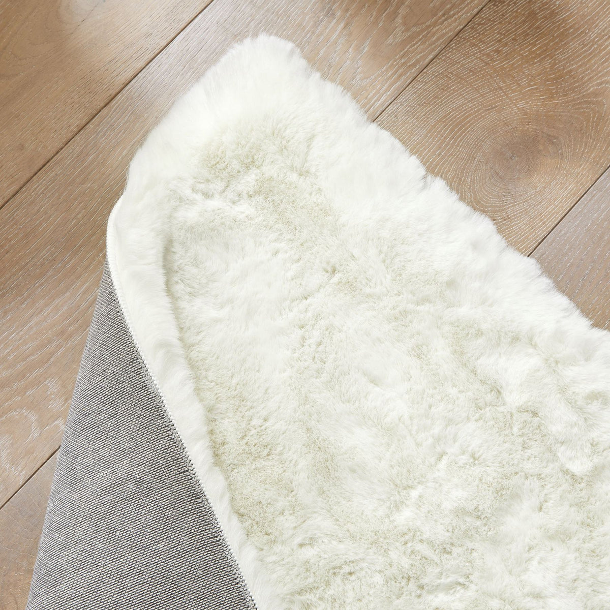 Heavenly Polar Faux Fur Rug