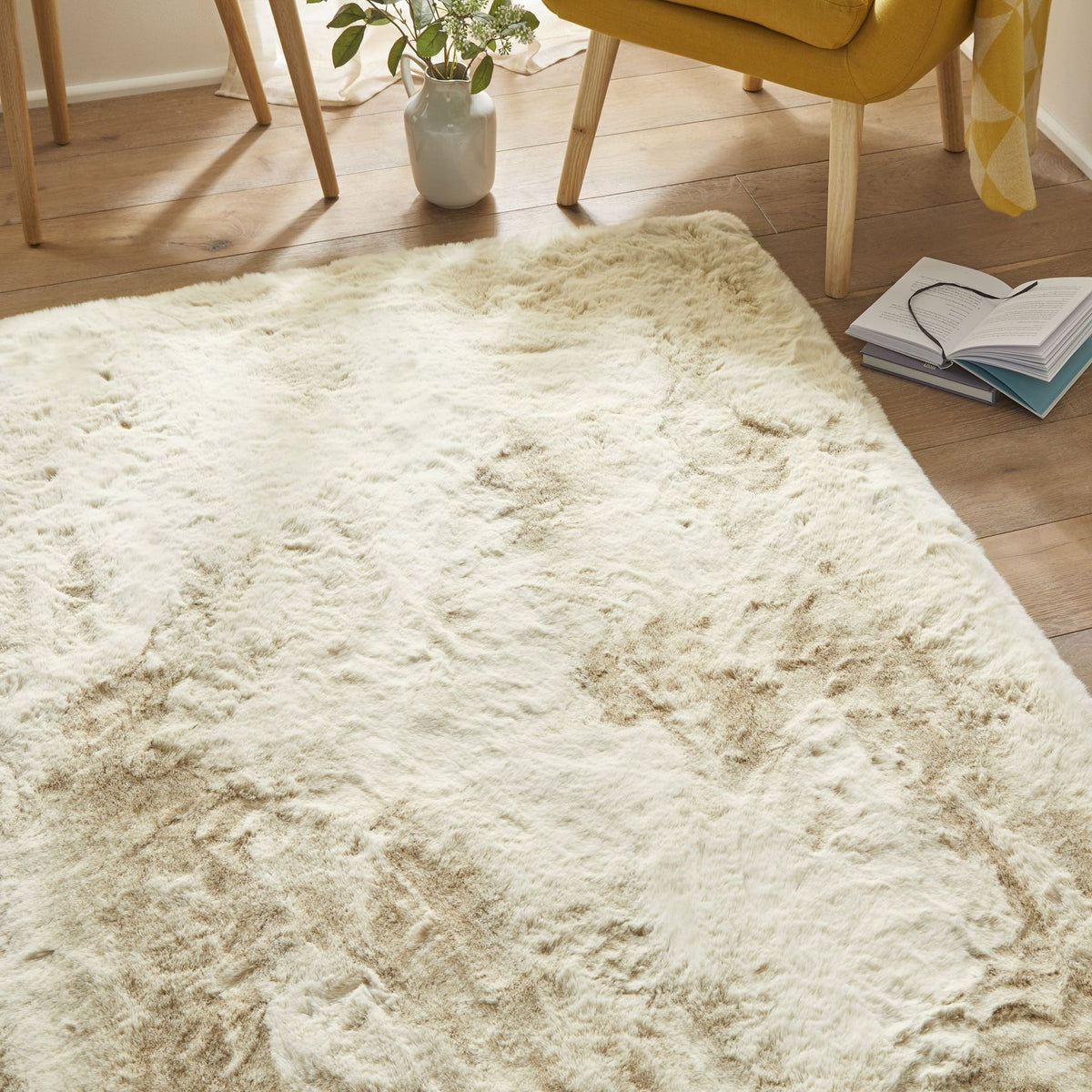 Heavenly Shell Faux Fur Rug